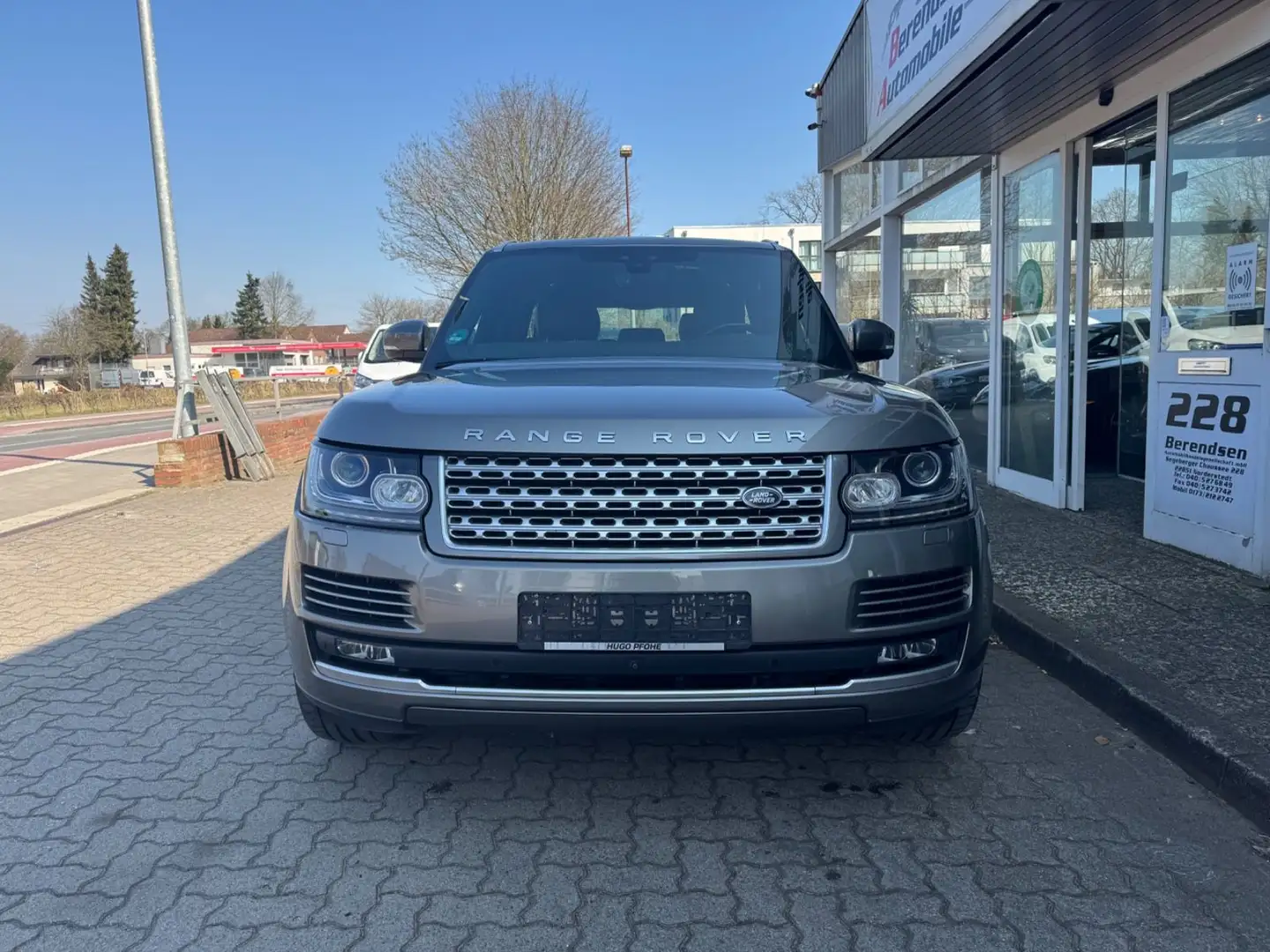 Land Rover Range Rover Vogue Stříbrná - 2