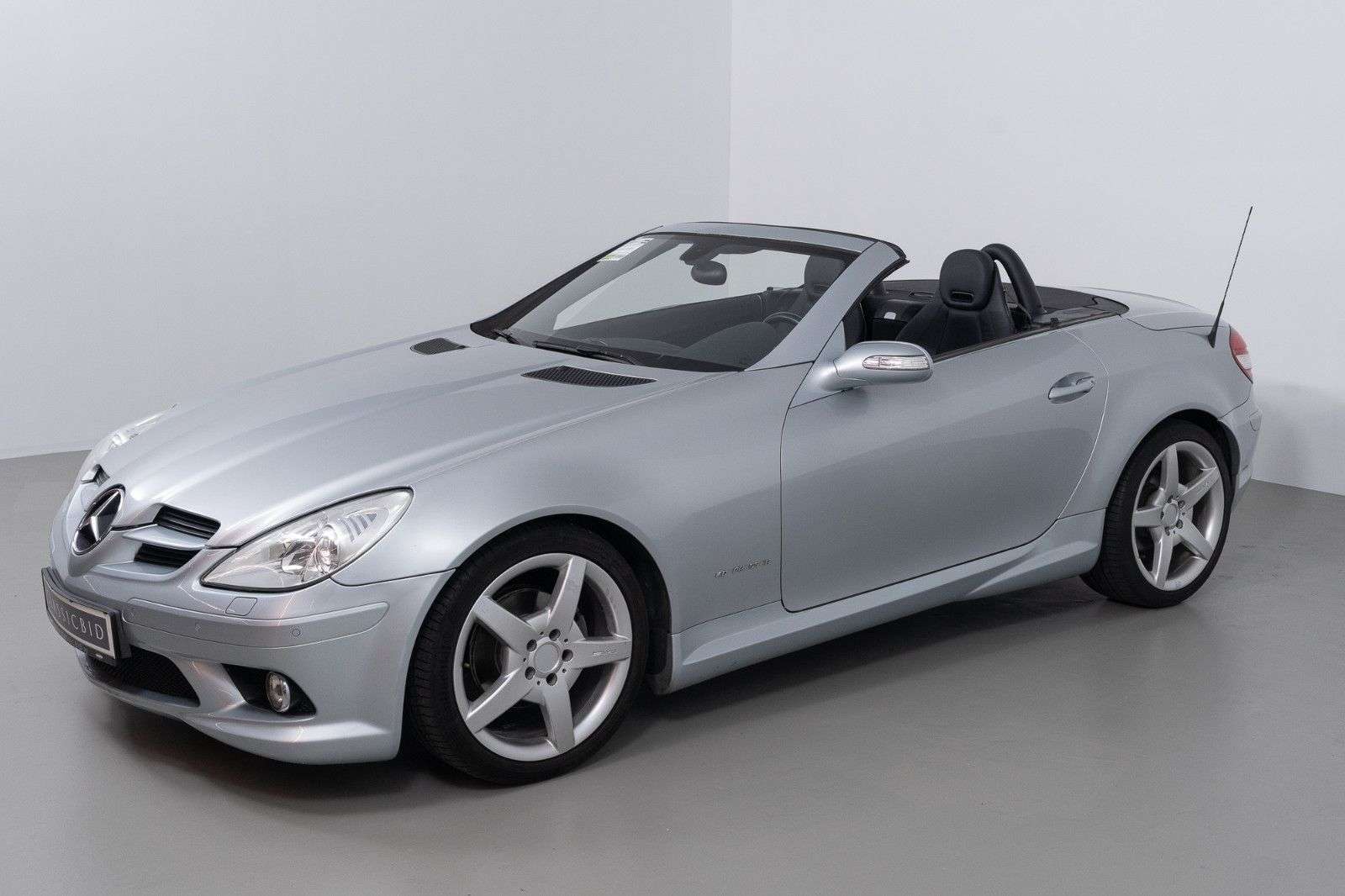 Second hand Mercedes Benz Slk-Class 200