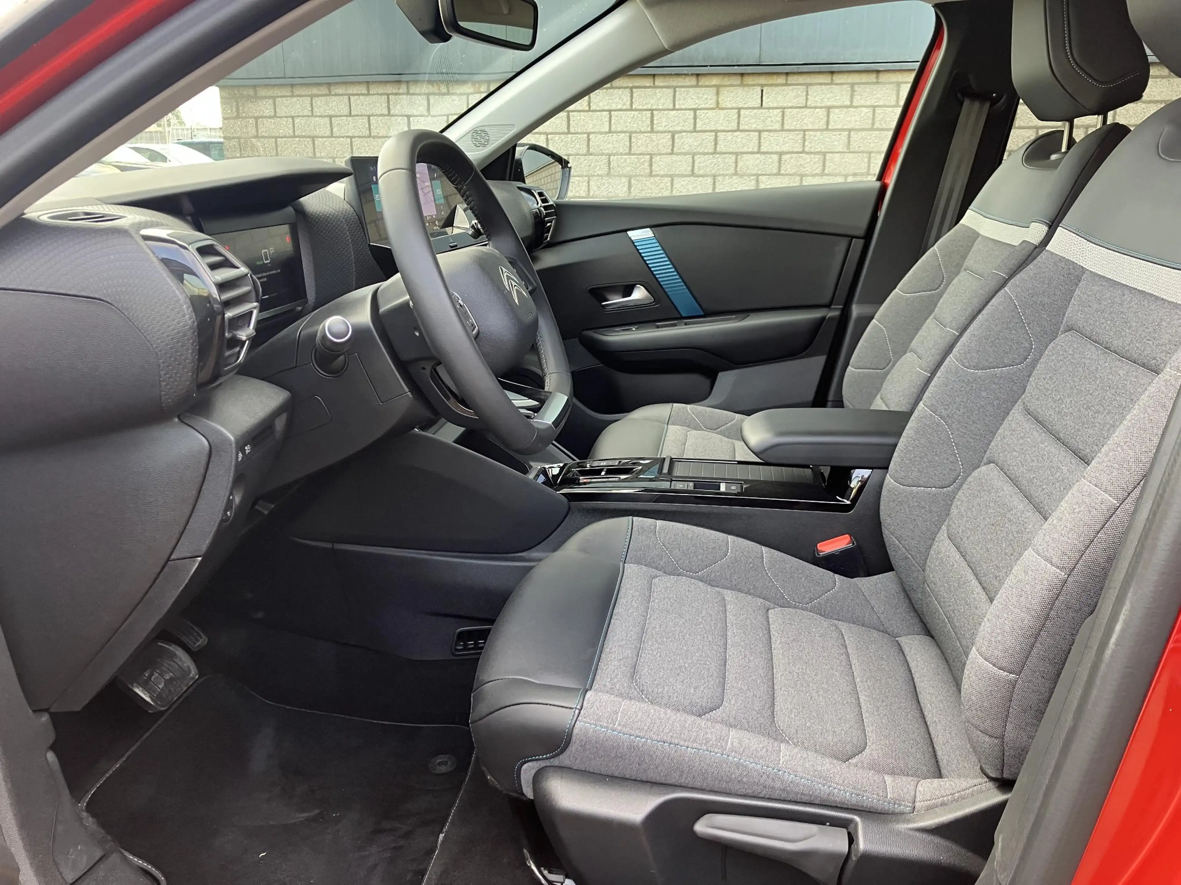 Citroen E-C4 Electric SHINE 50 kWh CAMERA/TREKHAAK/NAVI — photo 10