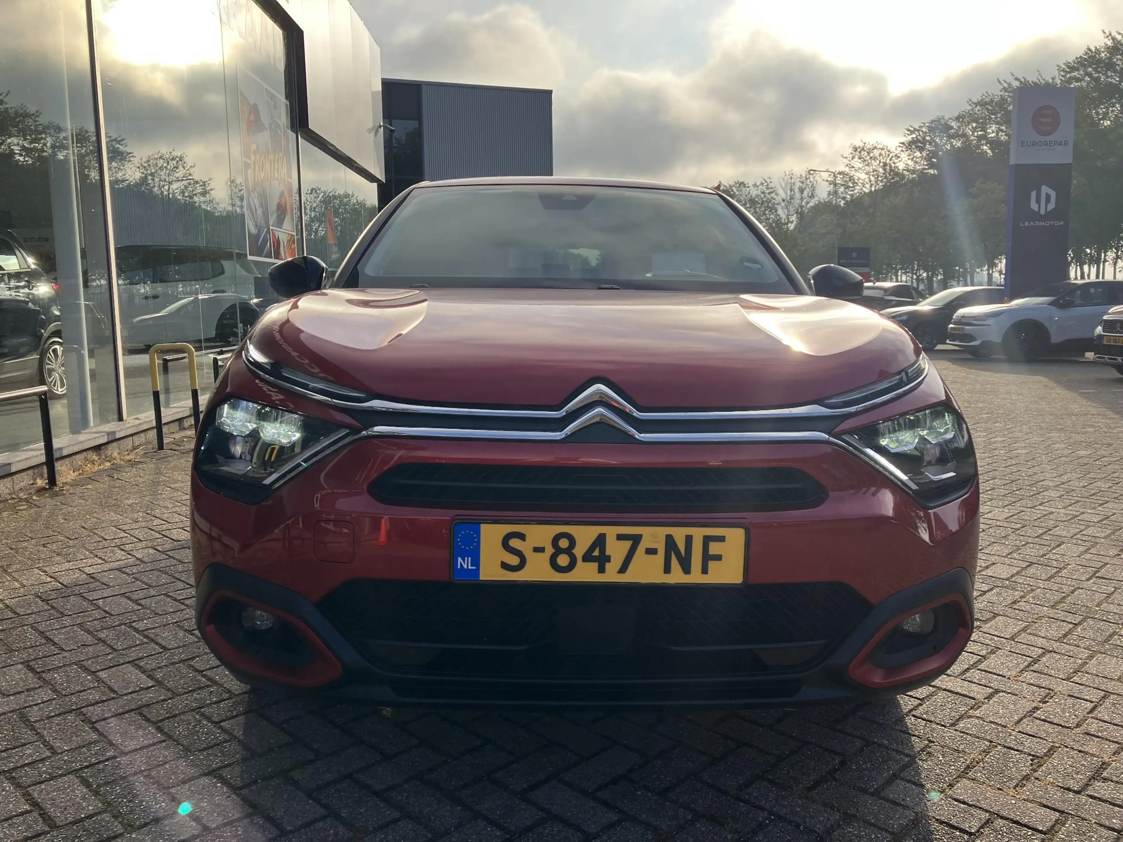 Citroen E-C4 Electric SHINE 50 kWh CAMERA/TREKHAAK/NAVI — photo 5