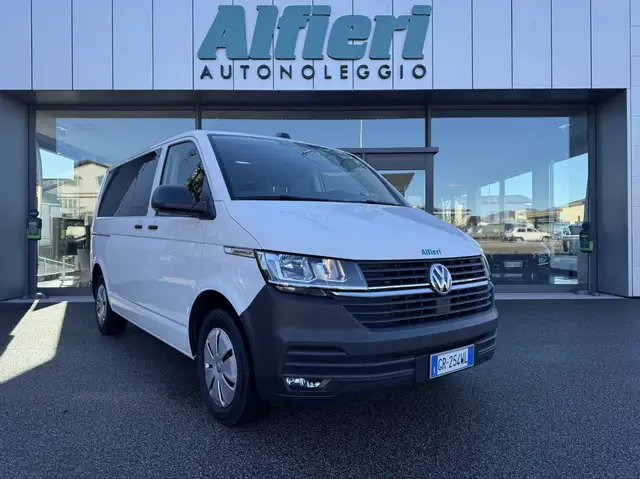 Volkswagen T6.1 Caravelle 2.0TDI DSG 150cv E6D Trend Gancio Tr 2Clima 9Posti