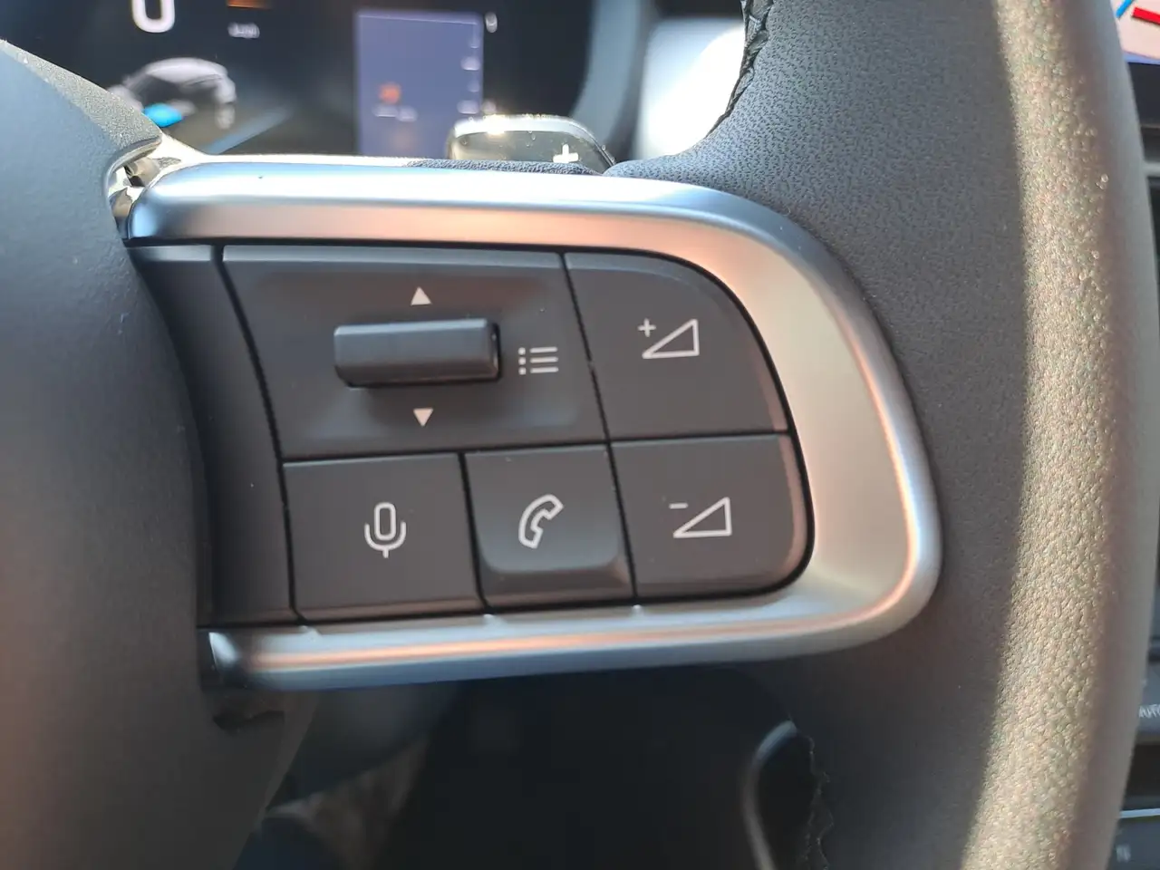 Jeep Avenger 1.2 Turbo e-Hybrid MHEV Summit 21