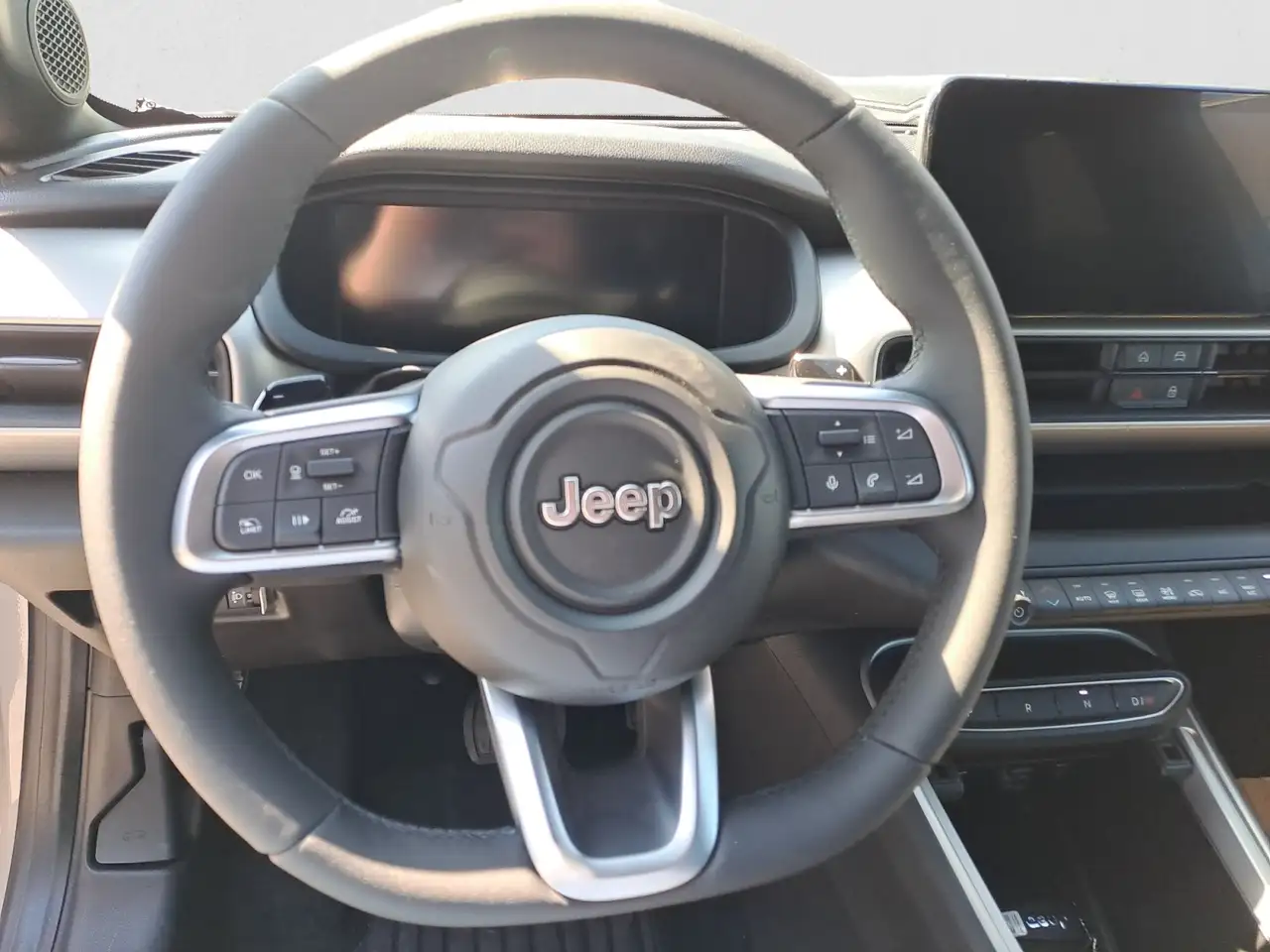 Jeep Avenger 1.2 Turbo e-Hybrid MHEV Summit 12