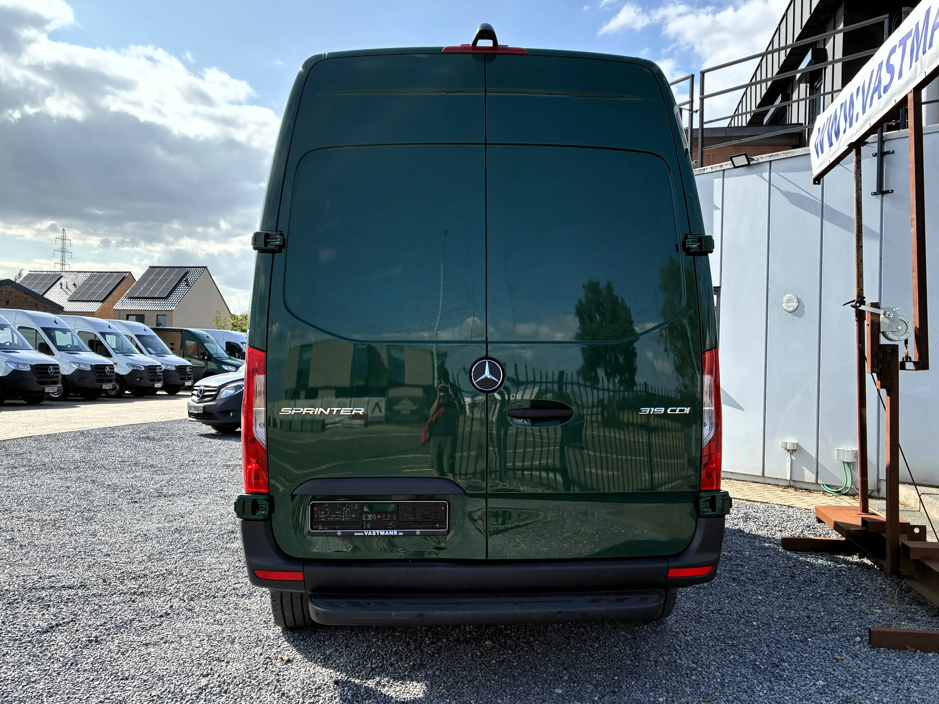 Mercedes-Benz Sprinter 319 / 40.900 € + BTW / L2H2 / 190 PK / Apple Car-Play / 270° Deuren — photo 5