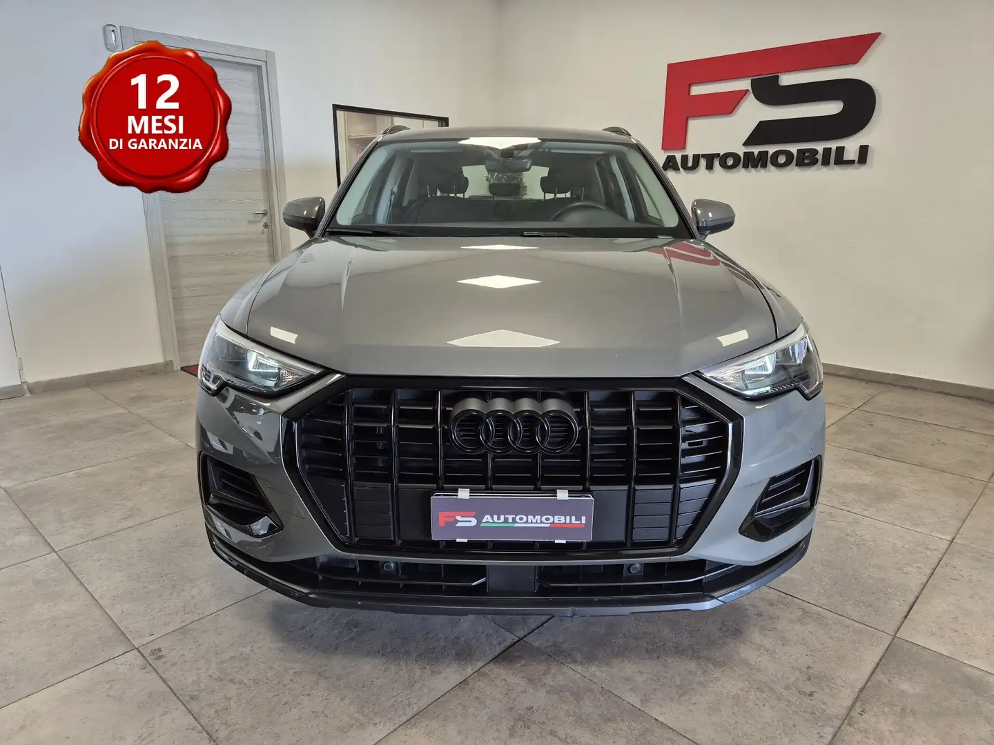 Audi Q3 35 2.0 tdi Business Advanced s-tronic Grigio - 2
