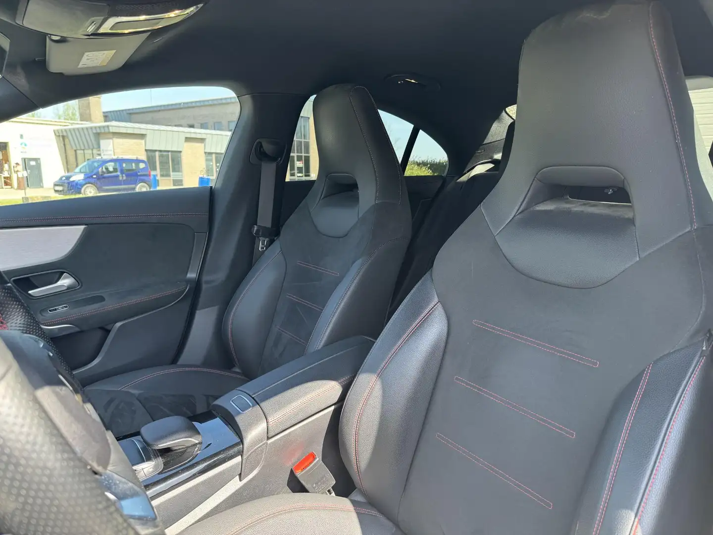 Mercedes-Benz CLA 200 - 2