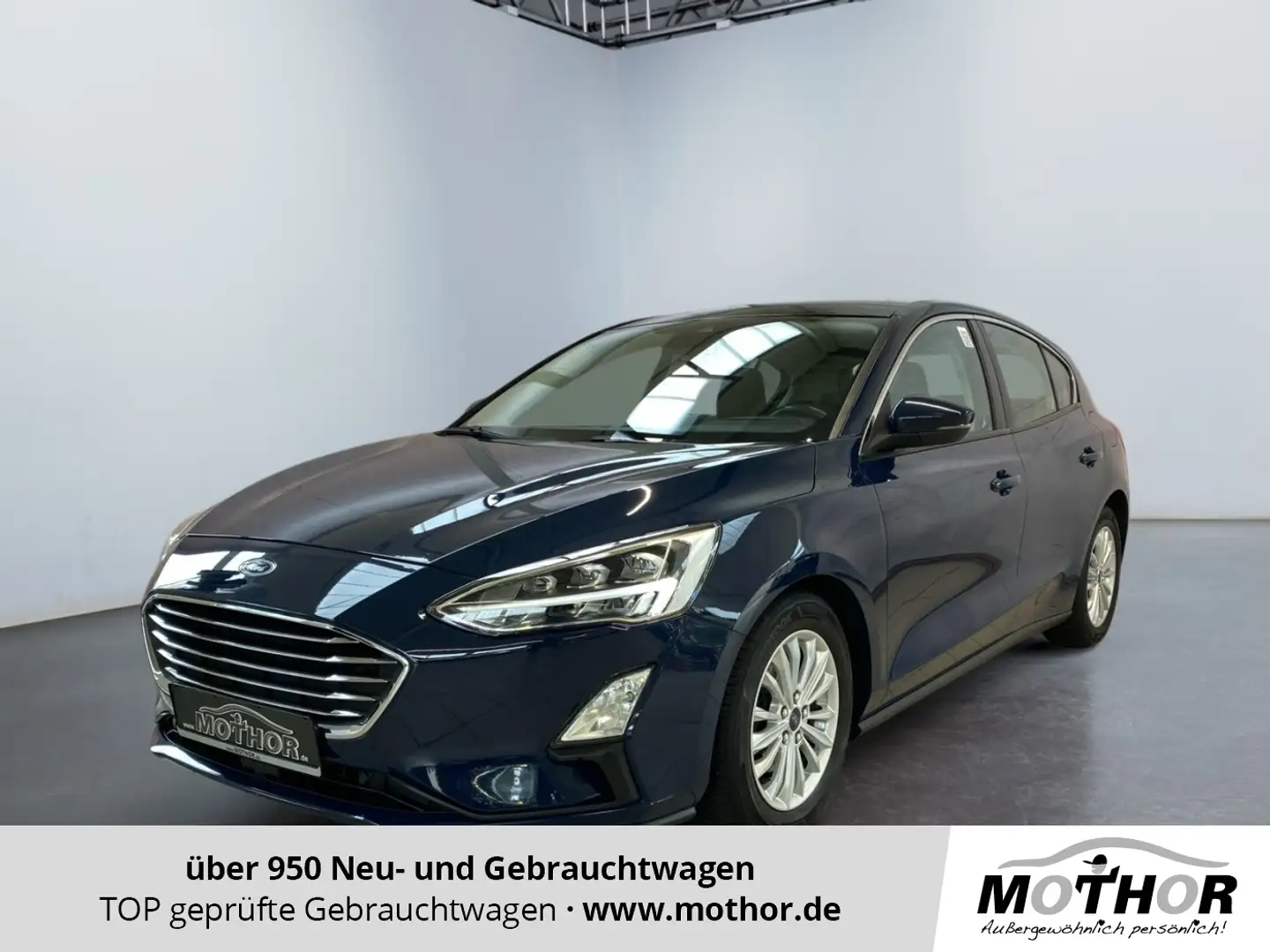 Ford Focus Titanium 1.5 EcoBoost Automatik ACC Blauw - 1