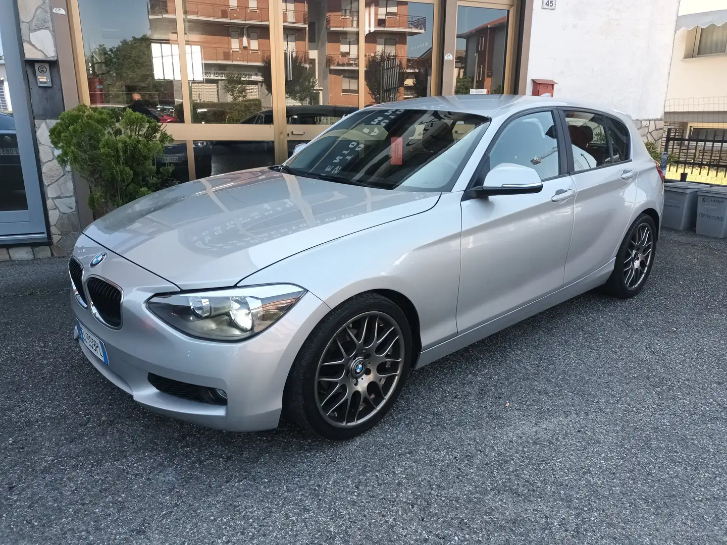 BMW 116 i 5p Urban/TAGLIANDATA/PERFETTA/ Grigio - 2