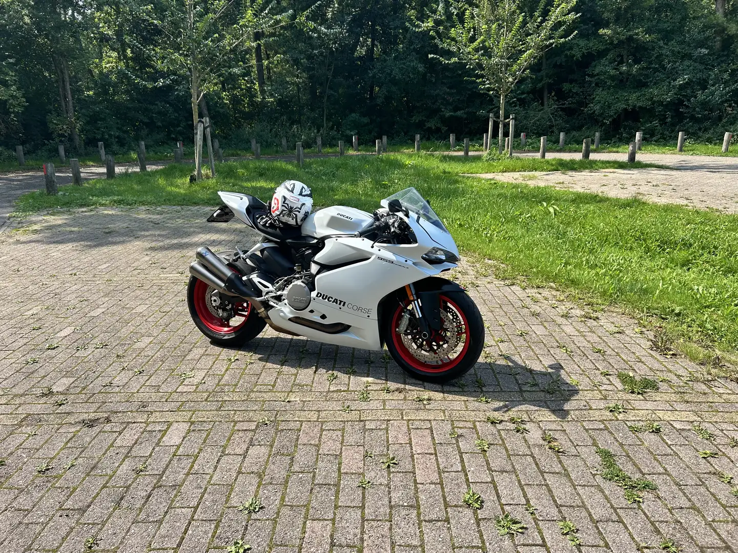 Ducati 959 Panigale Blanco - 2