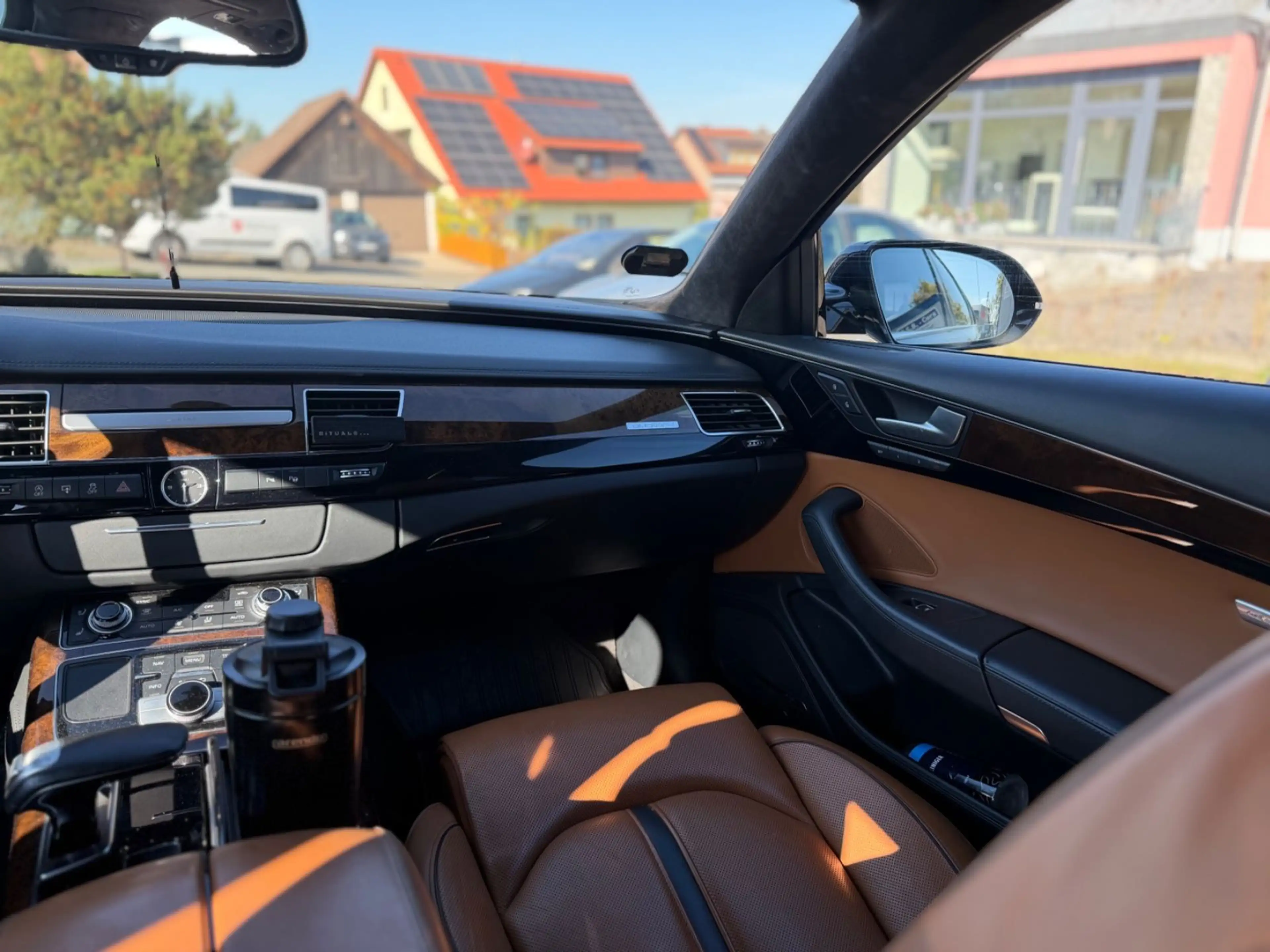 Audi A8 4.2 TDI clean diesel quattro — photo 8