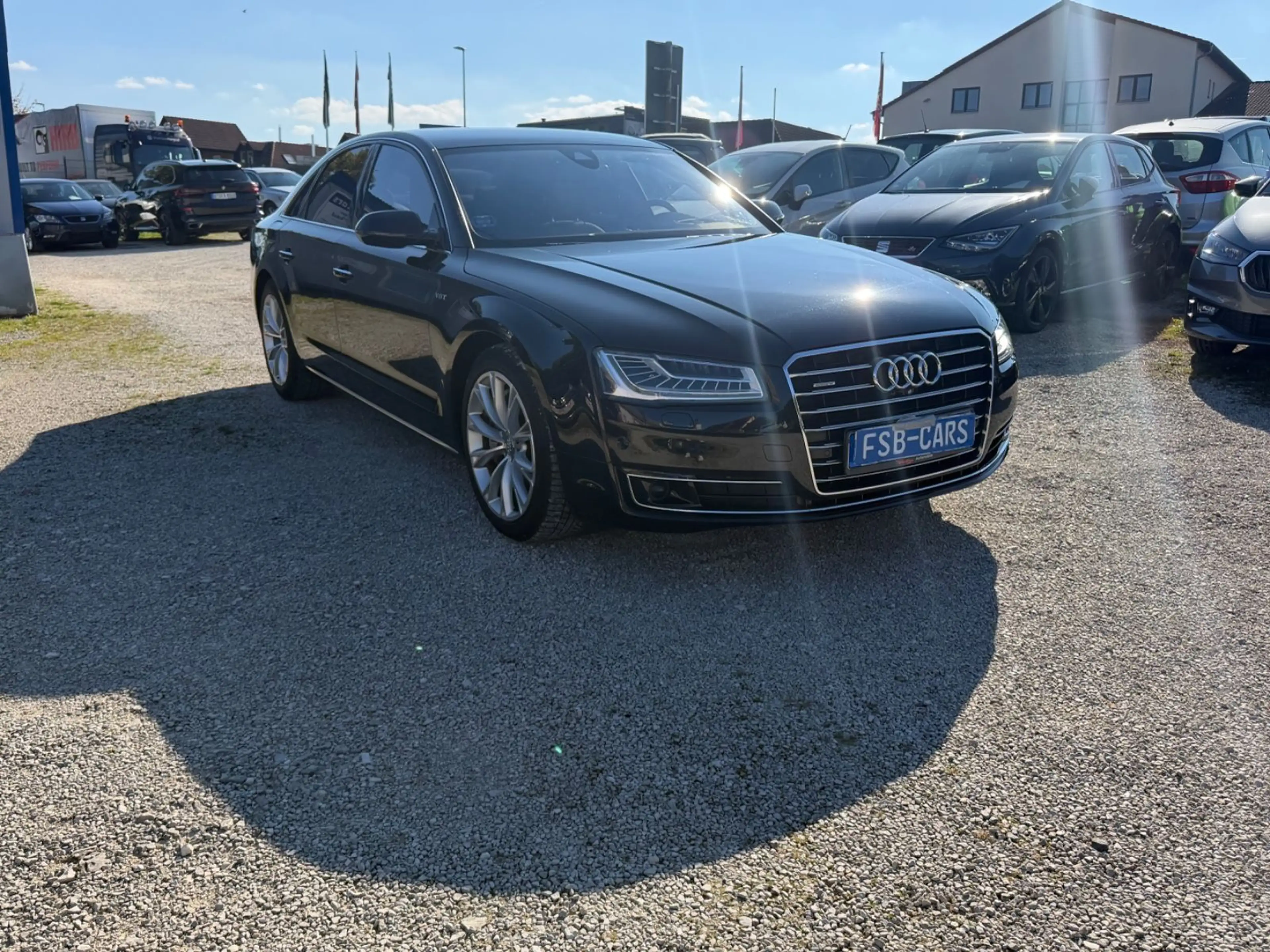 Audi A8 4.2 TDI clean diesel quattro — photo 4