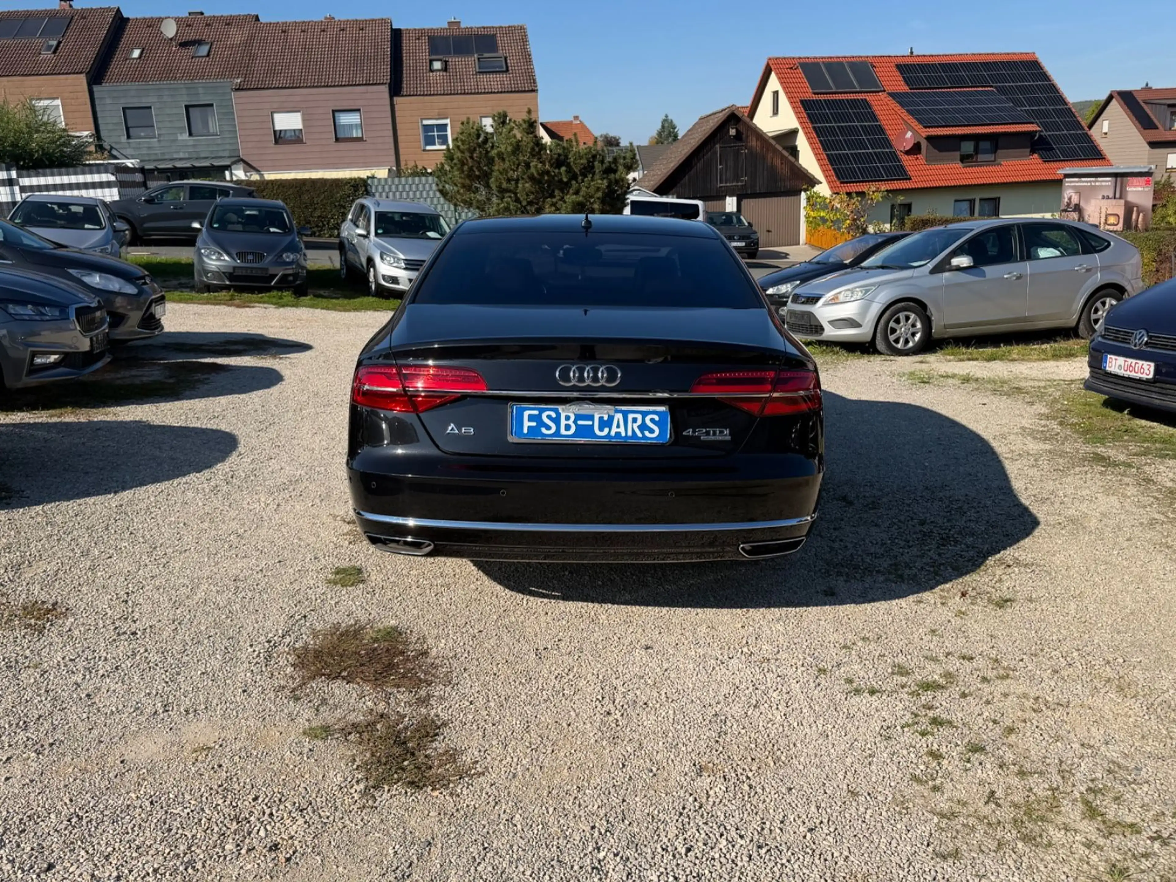 Audi A8 4.2 TDI clean diesel quattro — photo 3