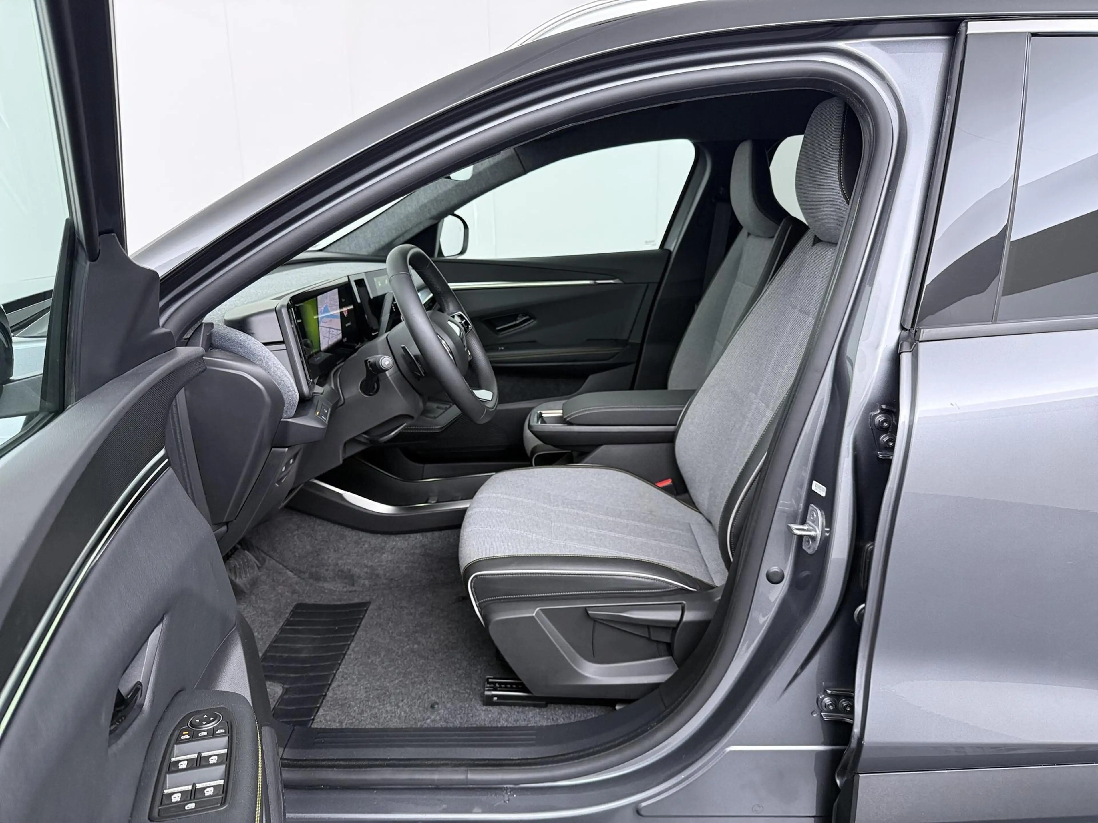 Renault Scenic E-Tech techno 220 pk long range | pack advanced dr — photo 13
