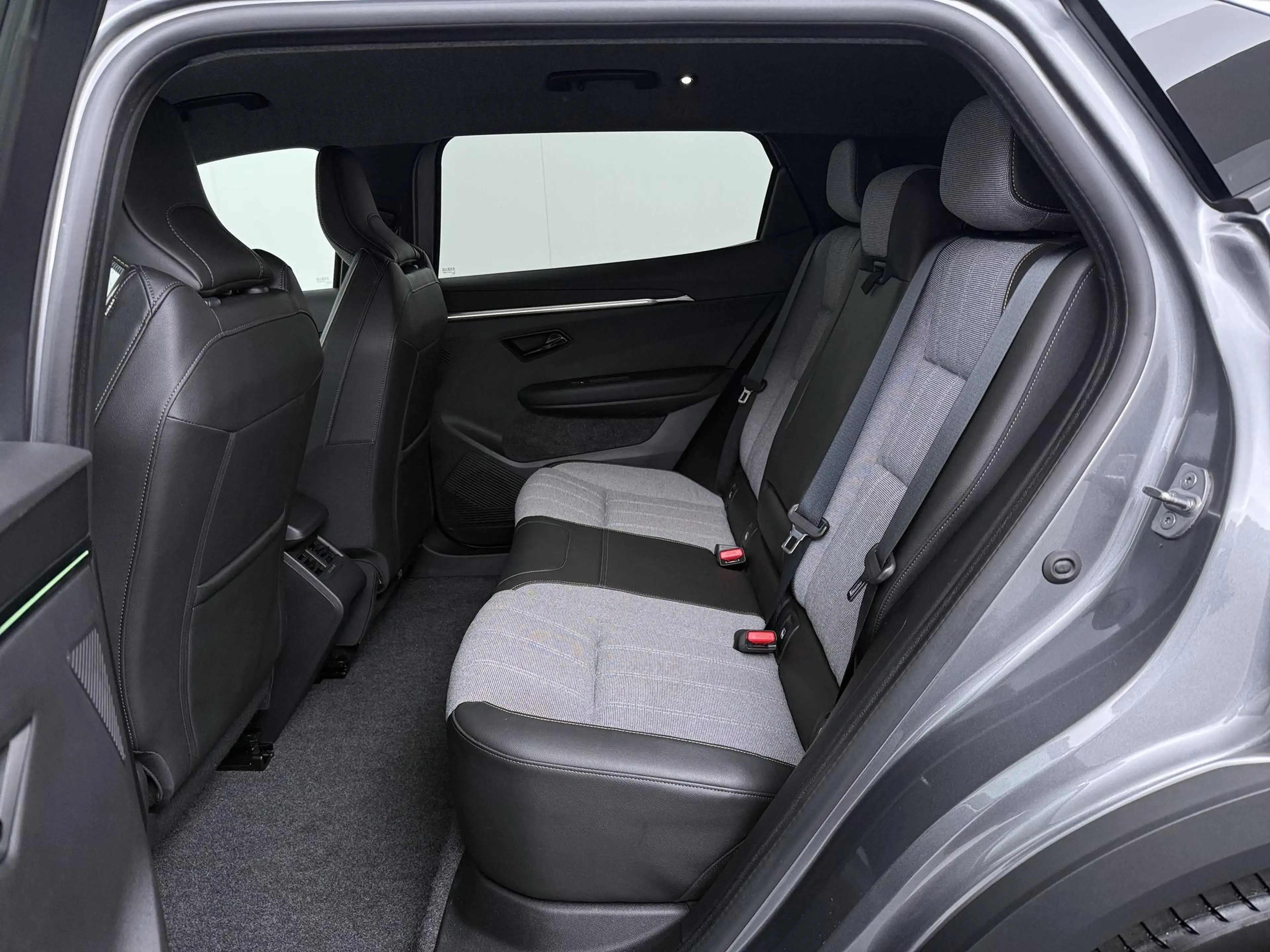 Renault Scenic E-Tech techno 220 pk long range | pack advanced dr — photo 14