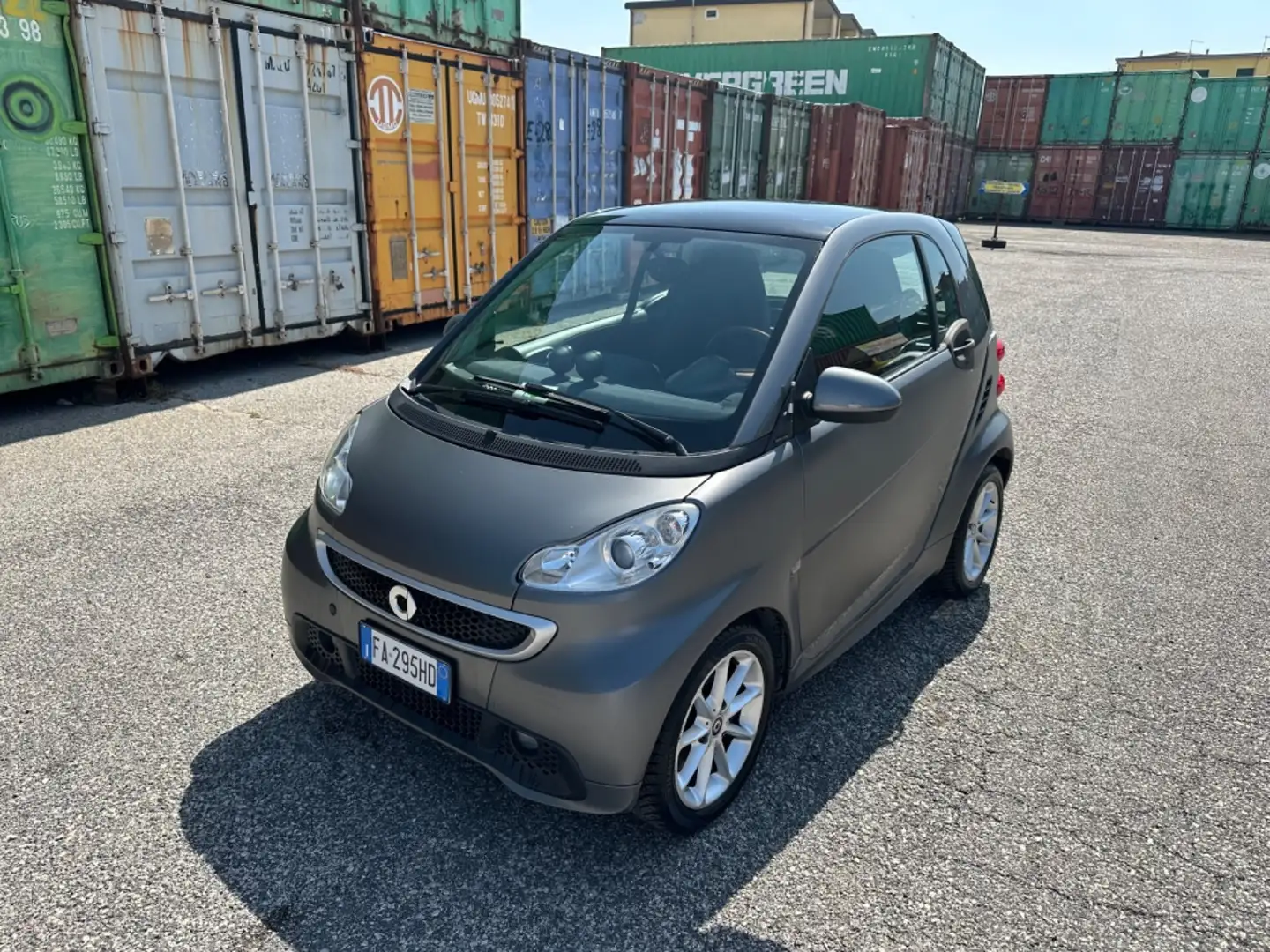 smart forTwo electric drive coupé Grigio - 1