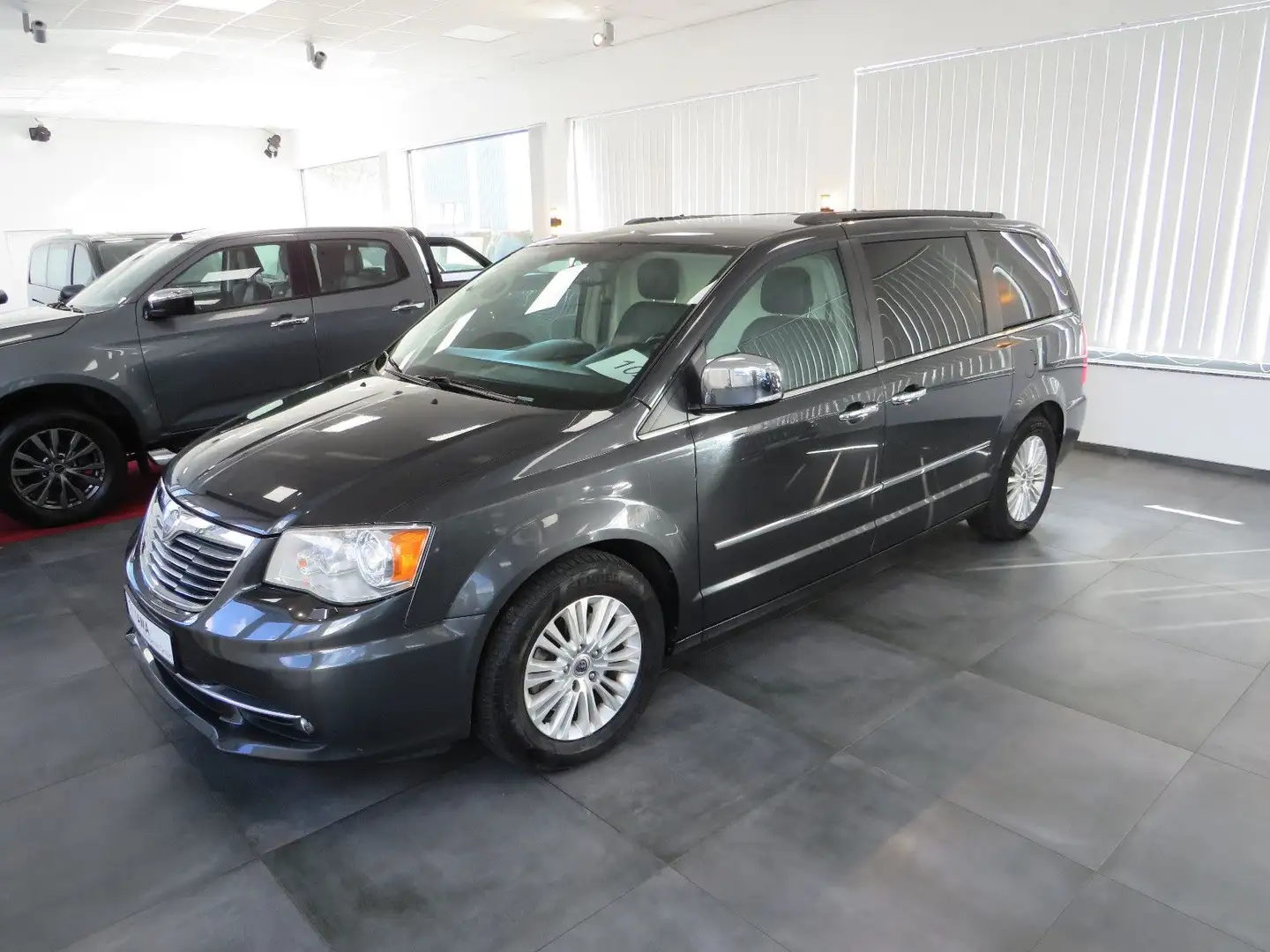 Lancia Voyager Hartung Bestattungswagen / Leichenwagen Gris - 1