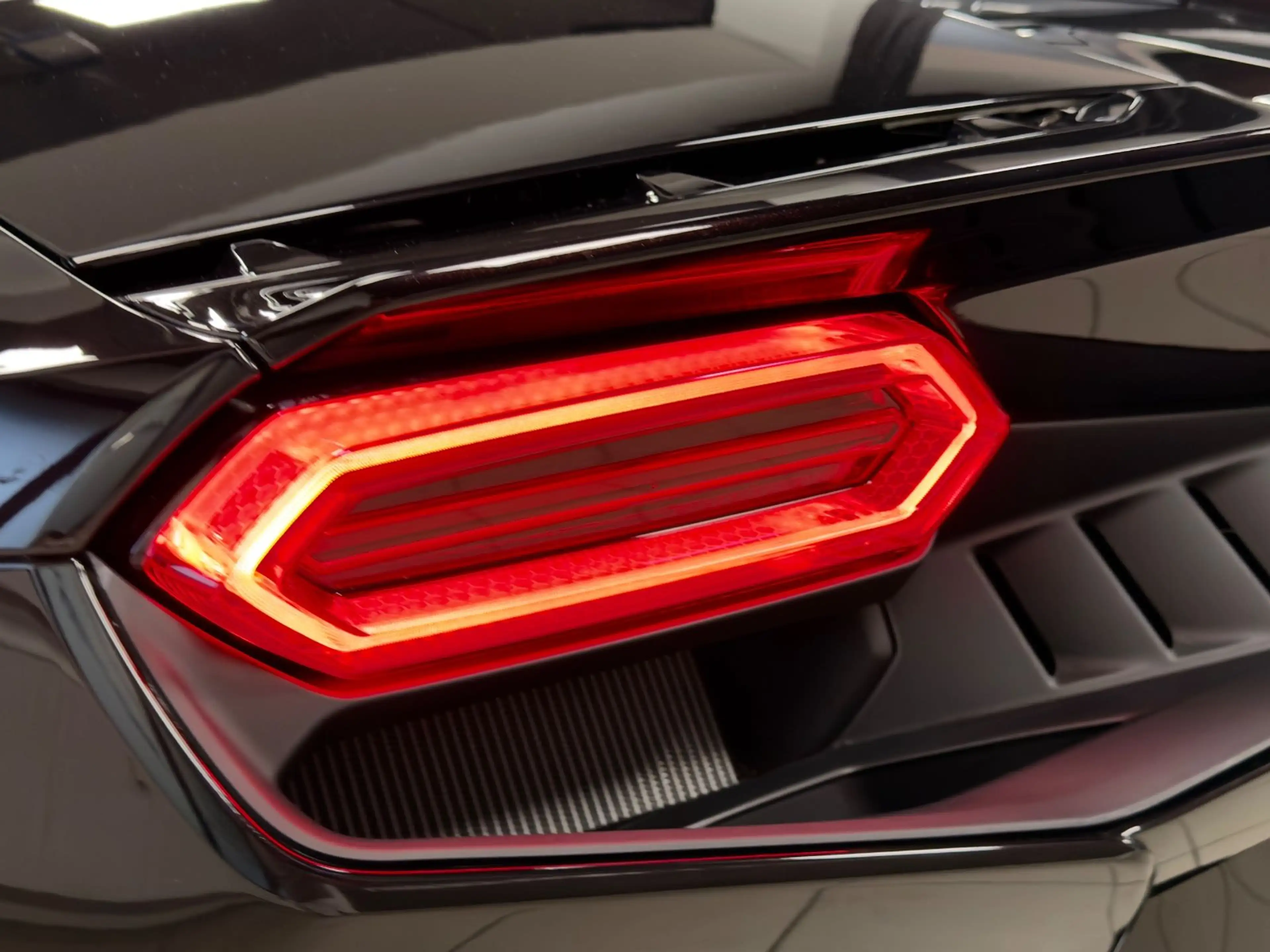 Lamborghini Temerario TEMERARIO NERO SONUS P-DISPLAY LIFT PR26 READY! — photo 13