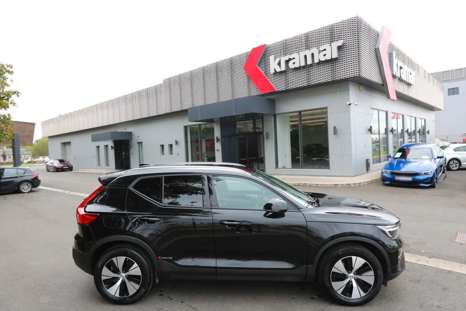 Volvo XC40 B3 Automatik Core VIRTUAL/LED Noir - 2