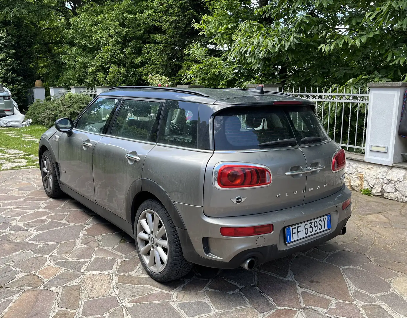 MINI Cooper SD Clubman Mini Clubman 2.0 Cooper SD all4 auto Grau - 2