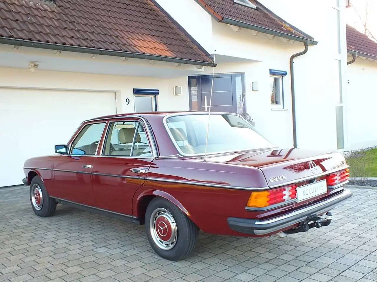 Mercedes-Benz 230 E W123 - DE Auto - lückenlose Historie, foto 4