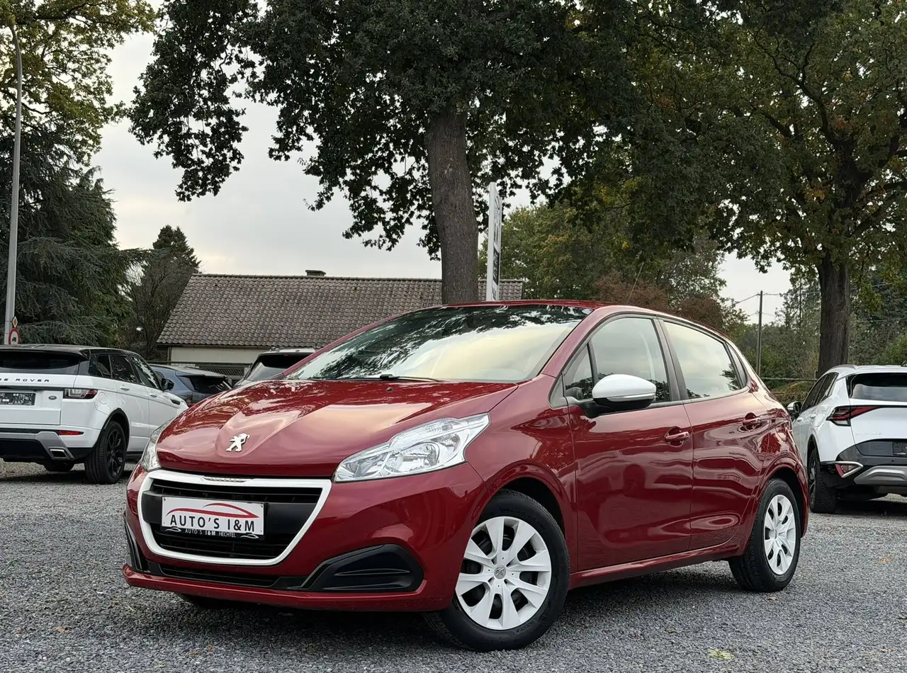 Peugeot 208