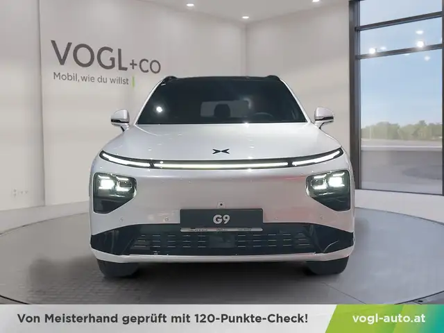 Xpeng G9 AWD Performance Ansicht 6