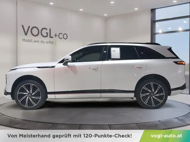 Xpeng G9 AWD Performance Ansicht 2