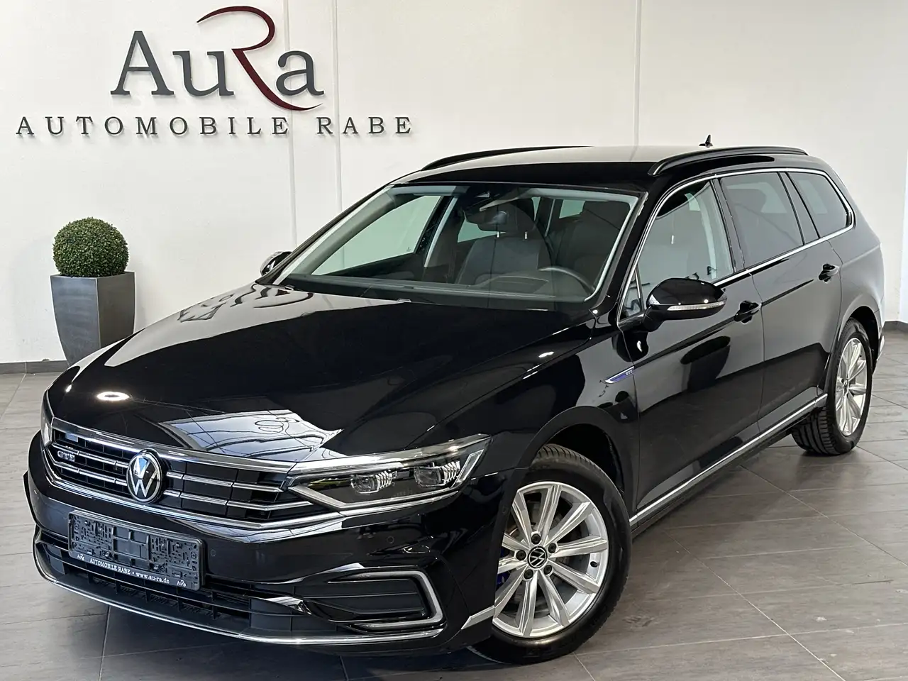 Volkswagen Passat Variant GTE NAV+IQ-LIGHT+HUD+KAMERA+17ZO 2