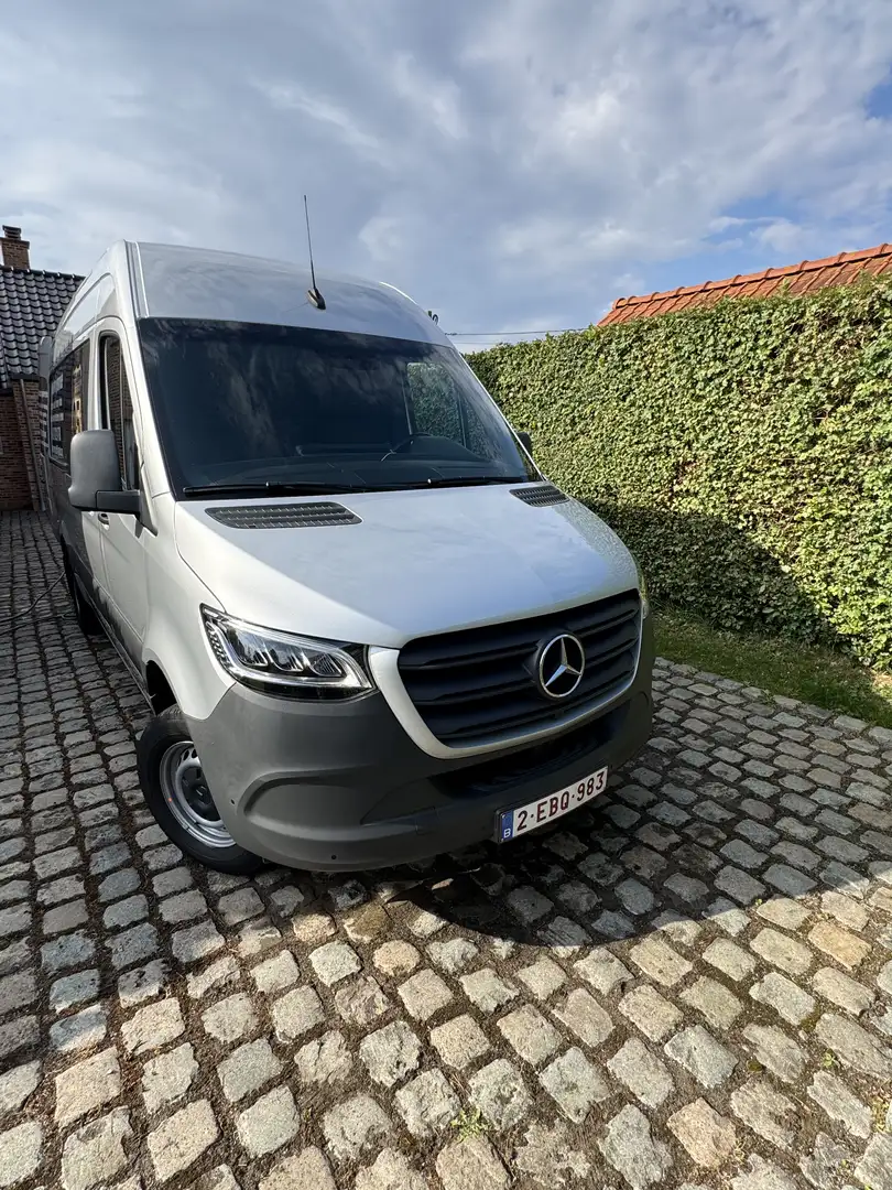 Mercedes-Benz Sprinter 319 2.0 CDI L2H1 AWD 9G-tronic (EUVI-E) Grey - 1