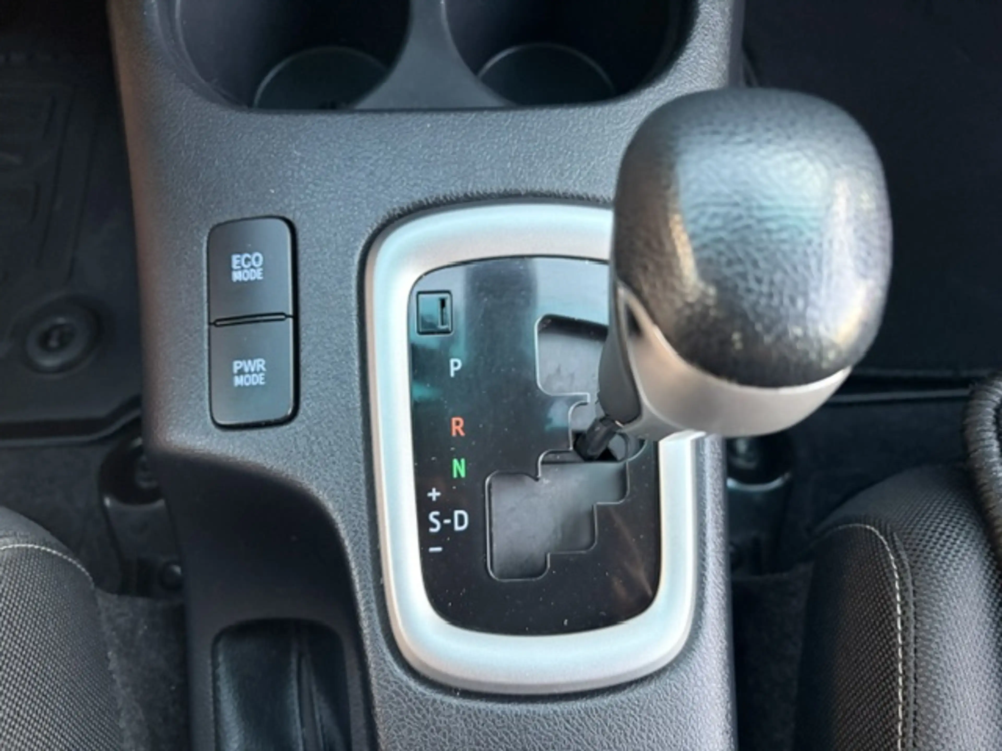 Toyota Hilux Double Cab Executive 4x4, AHK, Navi, Kamera, Alarm — photo 13