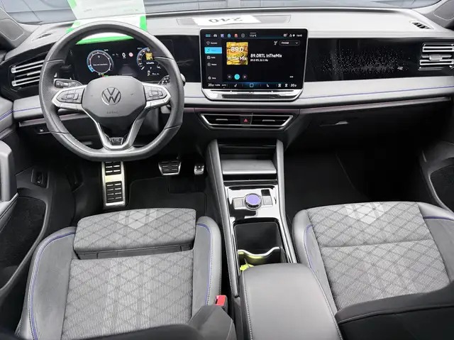 Volkswagen Tiguan view 15