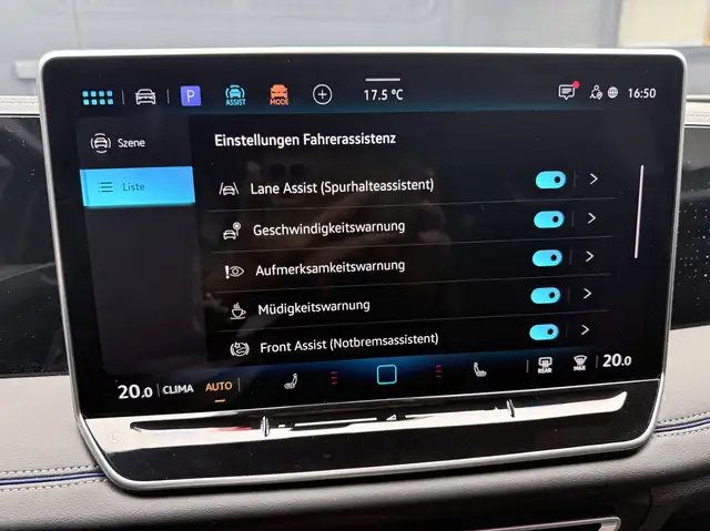 Volkswagen Tiguan view 20