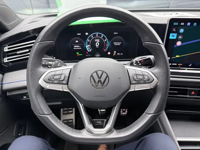 Volkswagen Tiguan view 29