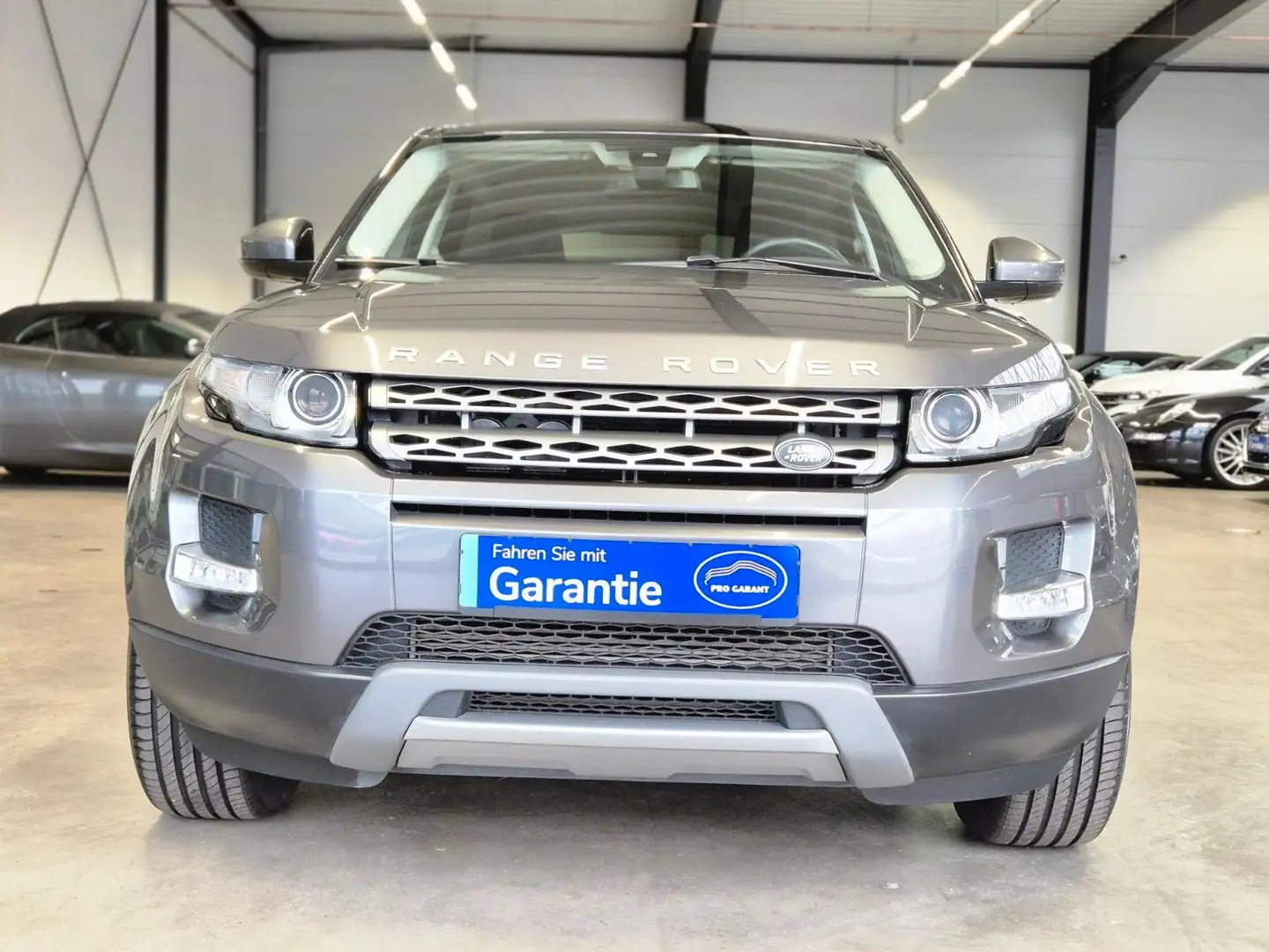 Land Rover Range Rover Evoque EVOQUE 2.2 TD4 TEILLEDER PDC AHK TÜV+SERVICE NEU Grey - 2