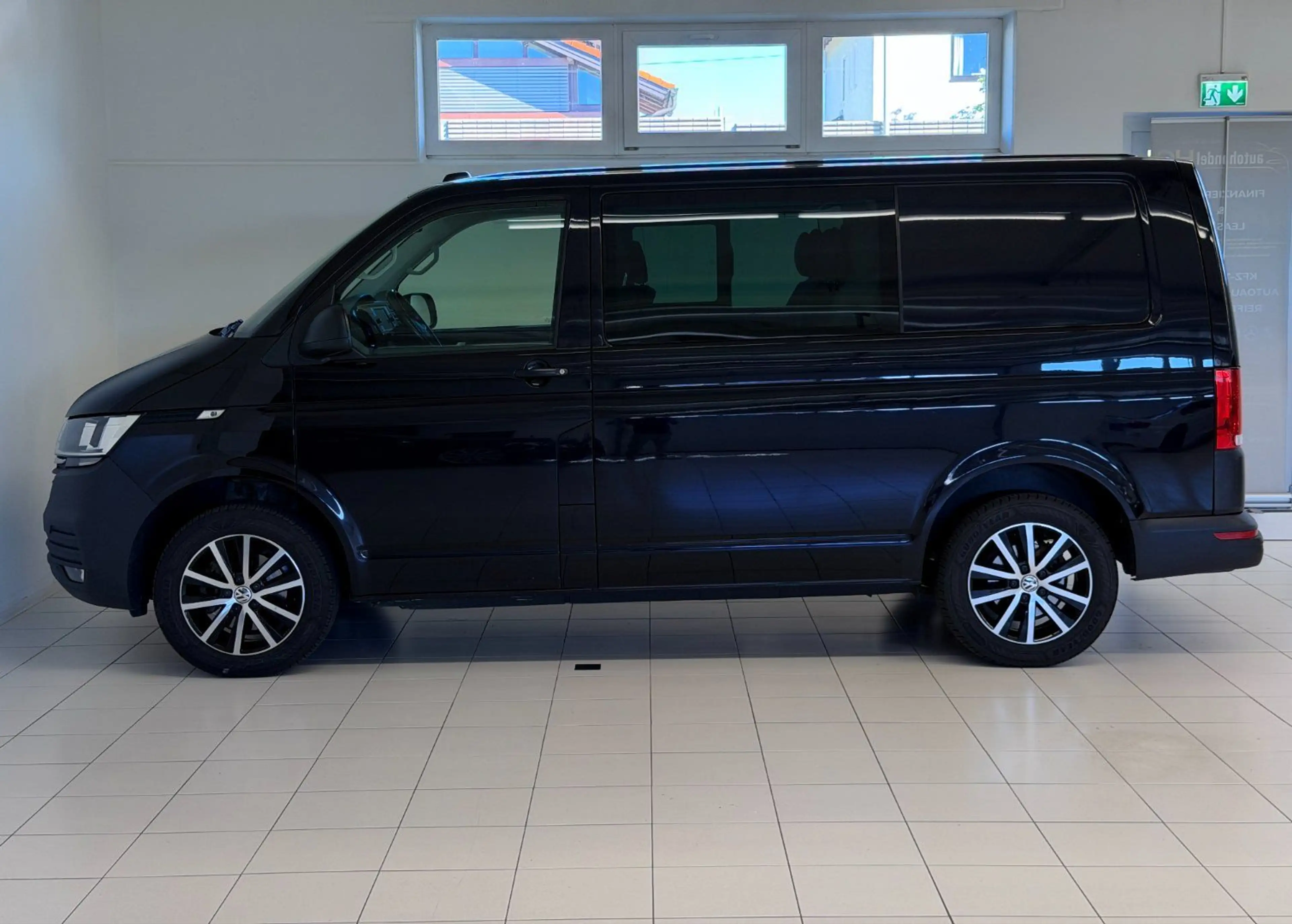Volkswagen T6.1 Transporter T6.1 2.0 TDI 4MOTION Doppelkabine L1H1 5 SITZER — photo 7