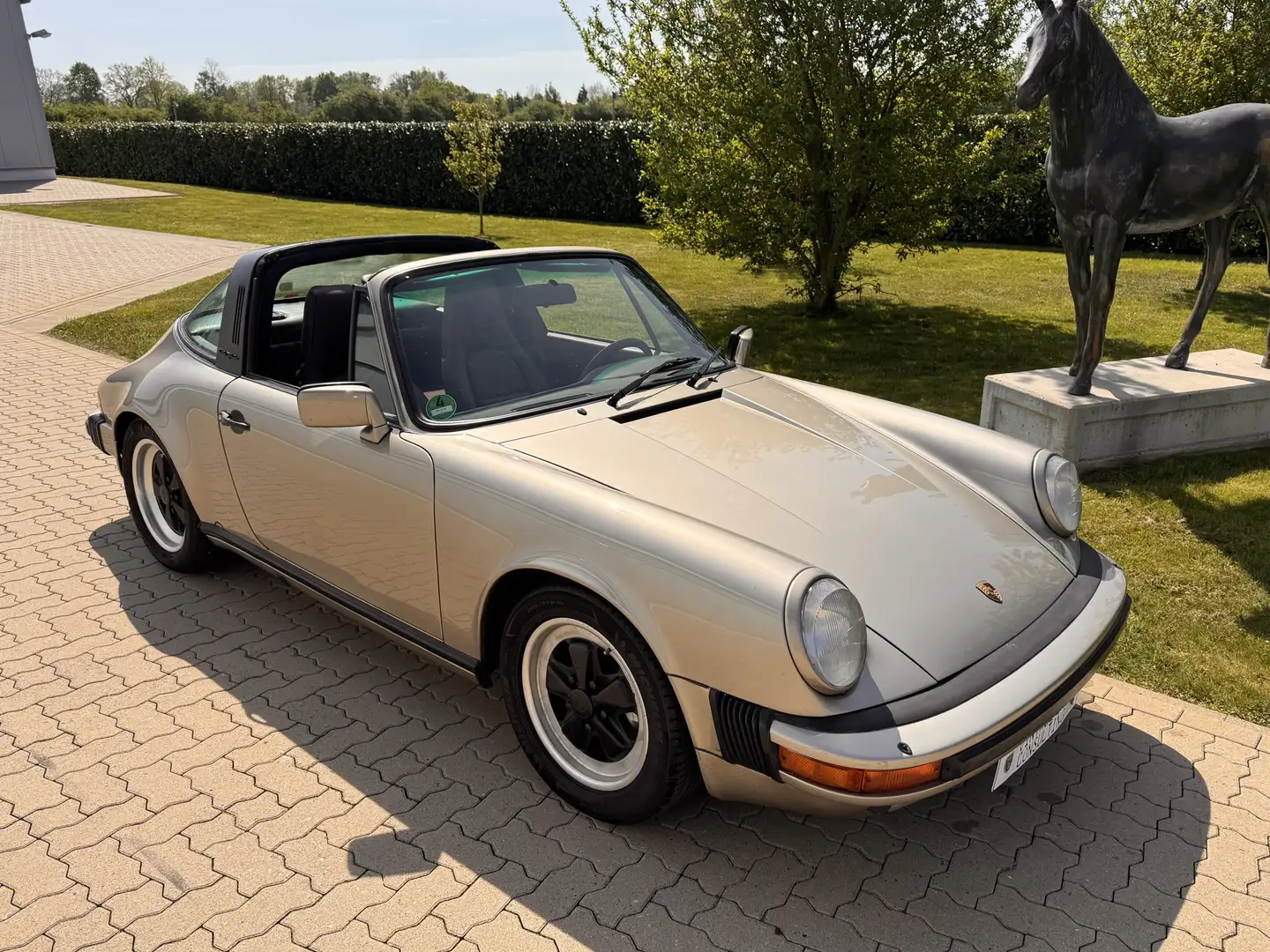 Porsche 911 3.2 Carrera Targa Or - 1