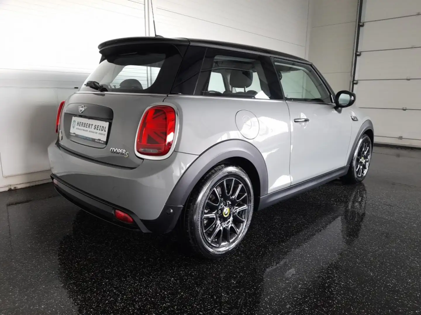 MINI Cooper SE 32,6kWh Aut Grau - 2