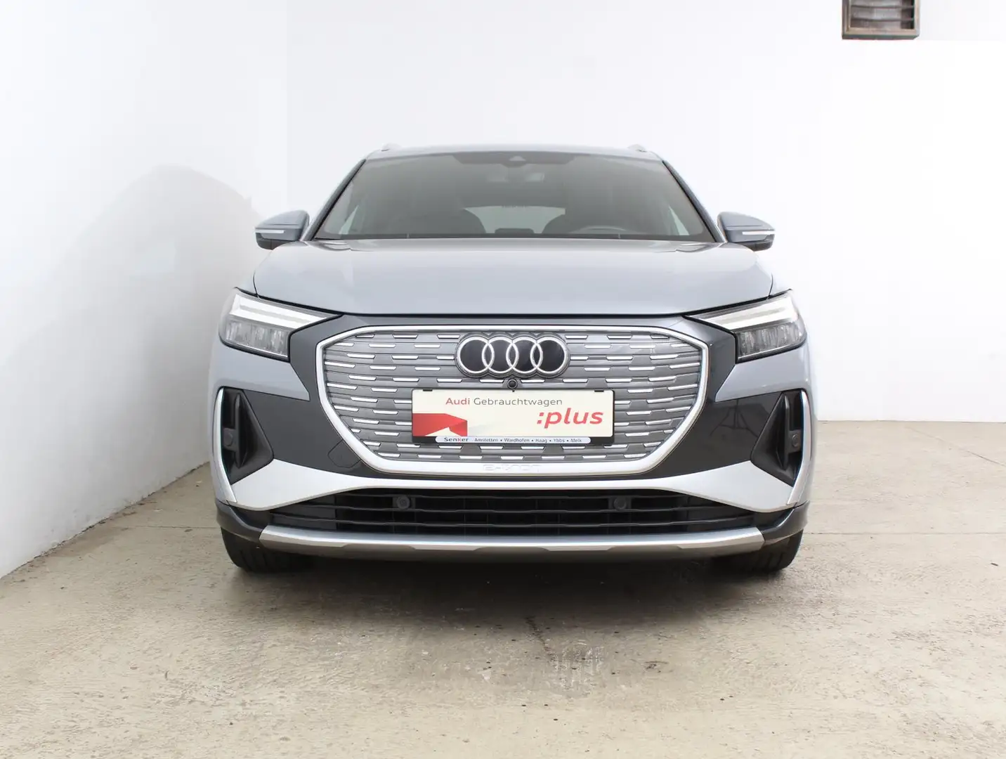 Audi Q4 e-tron Audi Q4 45 e-tron quattro Grau - 2