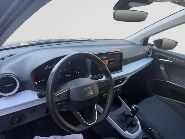SEAT Arona view 14