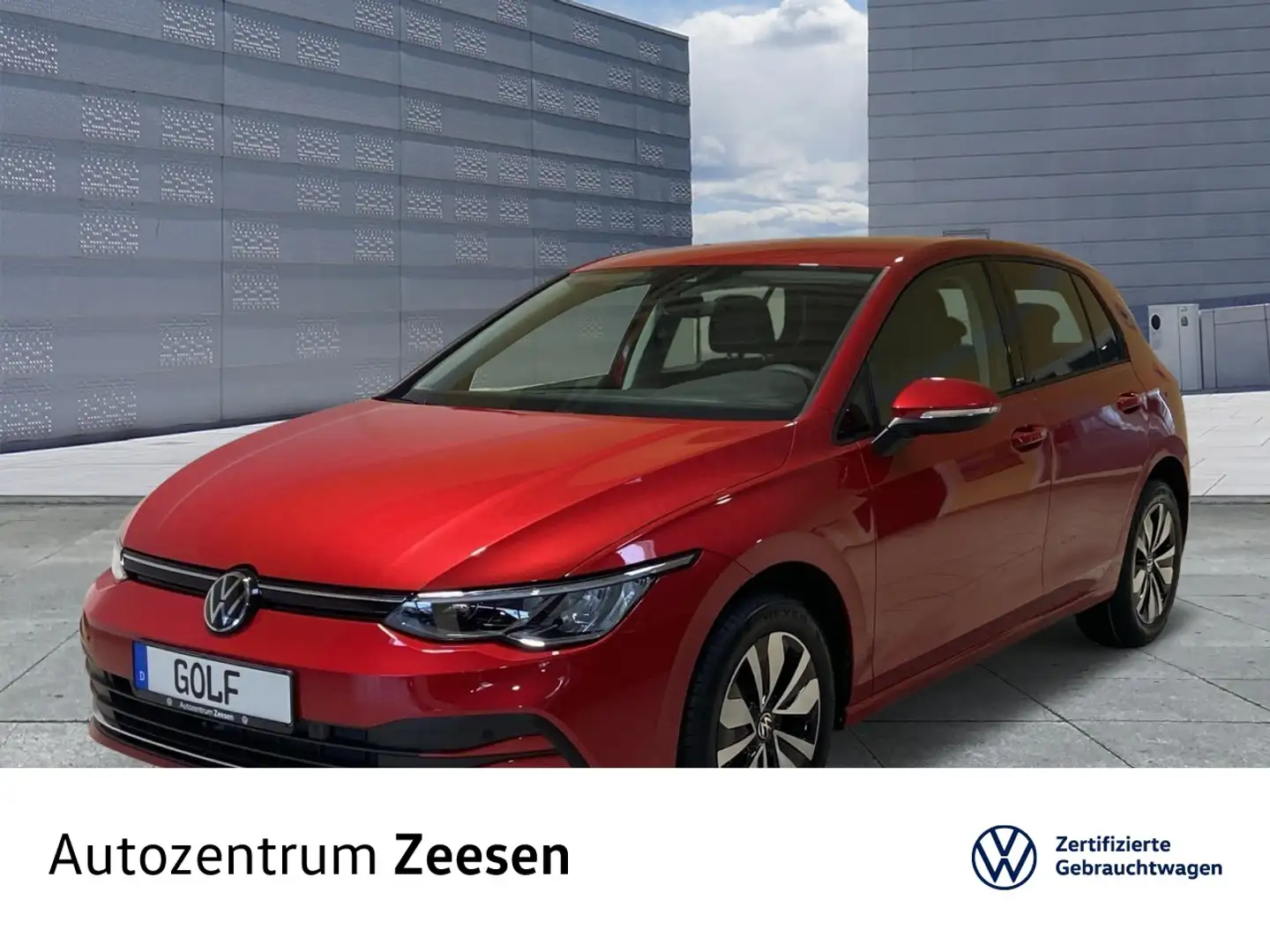 Volkswagen Golf VIII 1.0 eTSI Life MOVE DSG+SHZ+USB+DAB+EPH Klima Rot - 1