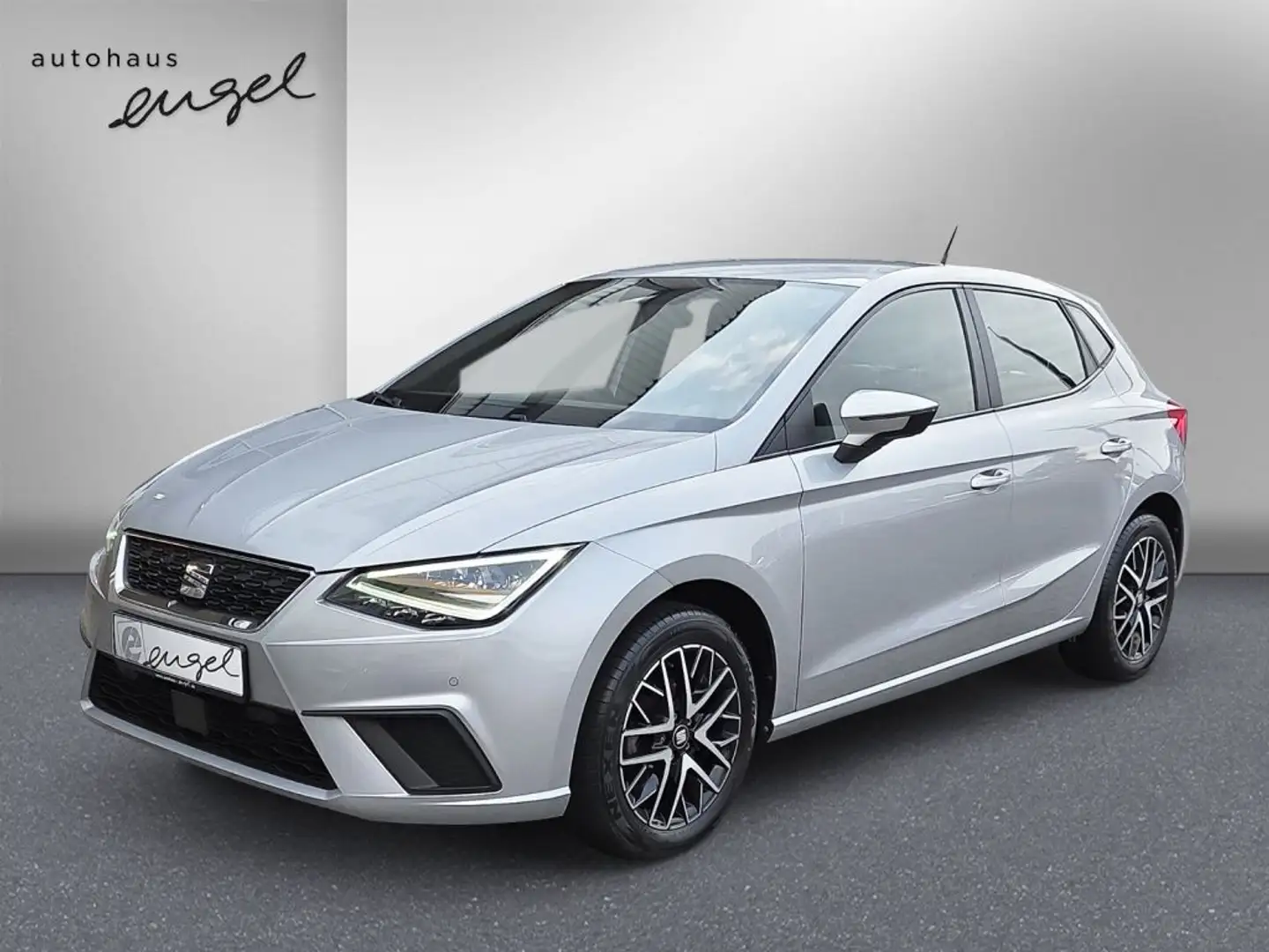 SEAT Ibiza Ibiza 1.0 TSI S&S Beats,KLIMA,NAVI,LED,FULL LINK Zilver - 1