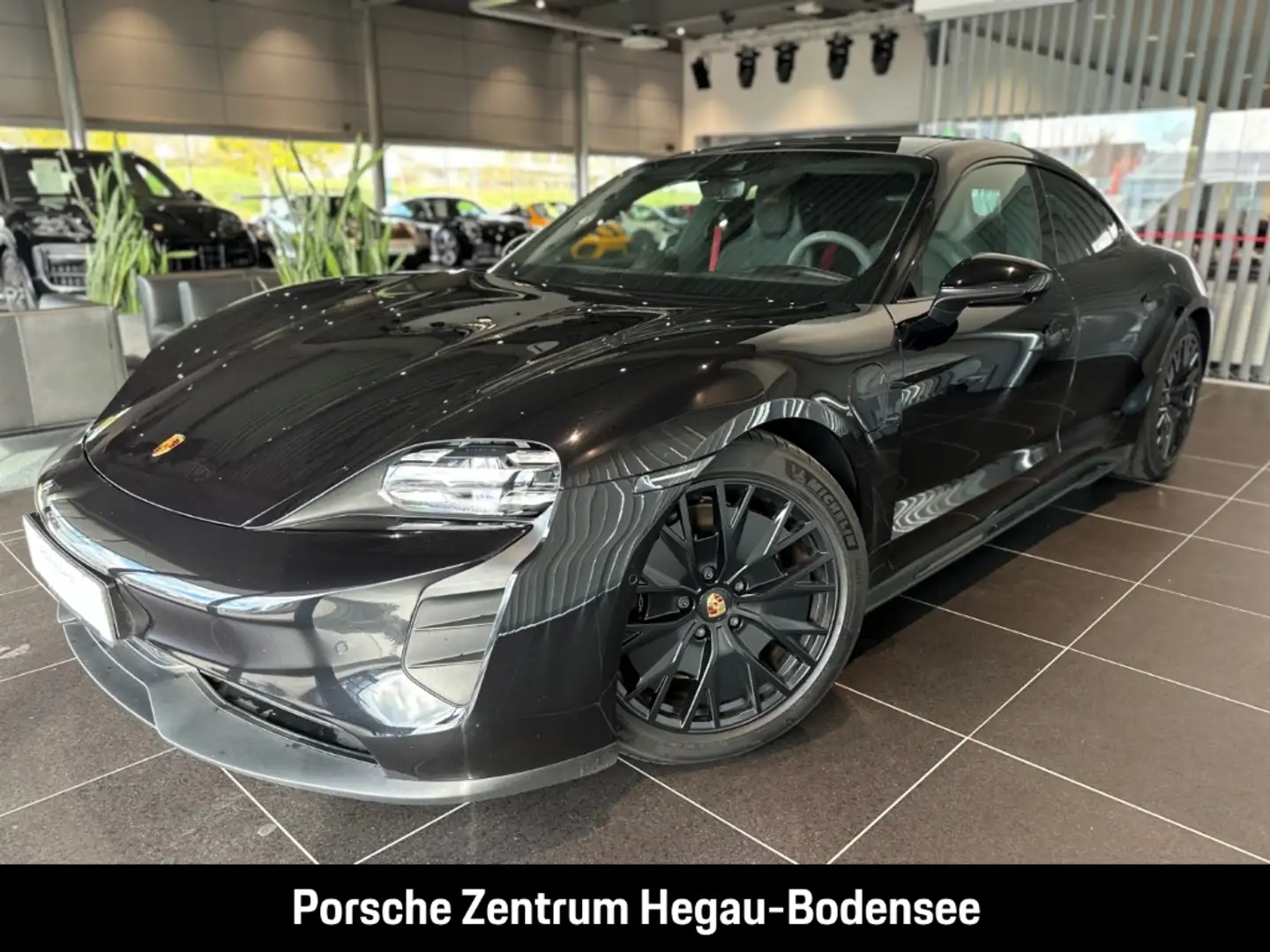 Porsche Taycan GTS/Sport Chrono/Porsche Design Subsecond Uhr Schwarz - 1