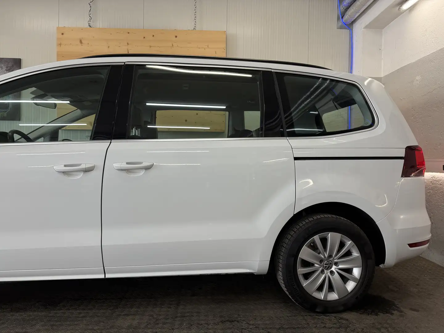 Volkswagen Sharan Weiß - 2