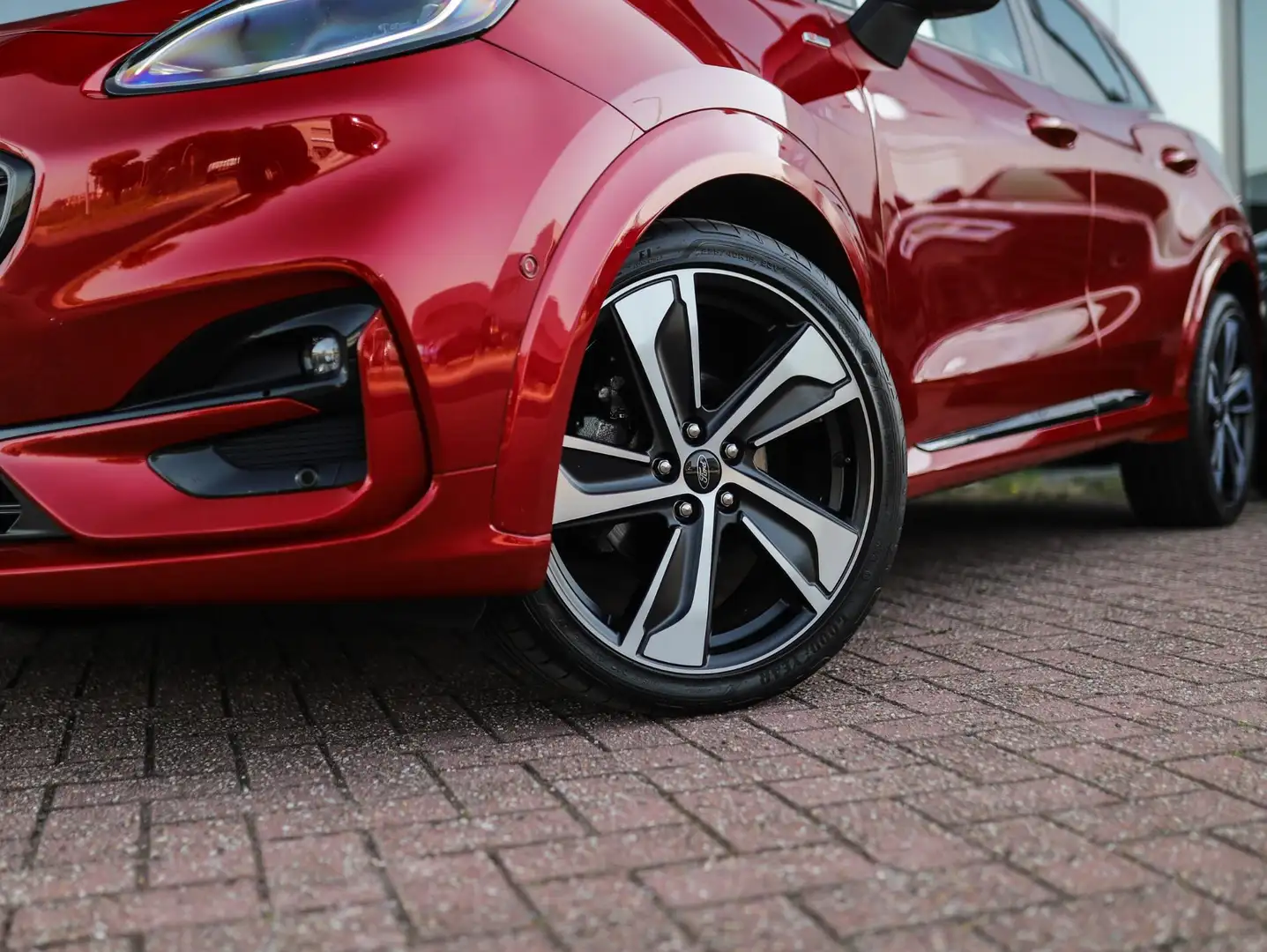 Ford Puma 1.0 EcoBoost Hybrid ST-Line X | Winter Pack | Came Rood - 2