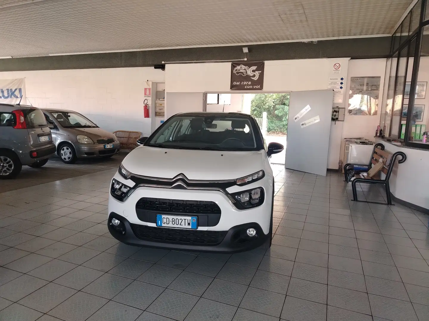 Citroen C3 C3 III 2017 1.2 puretech Feel Pack s Bianco - 1