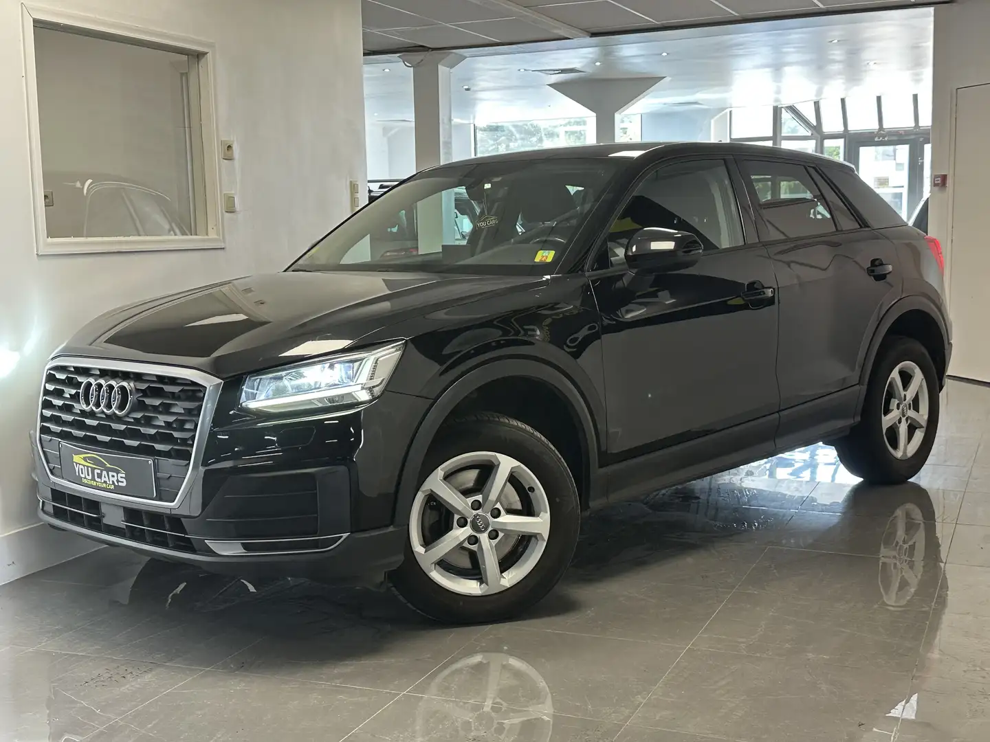 Audi Q2 1.6 TDI sport Zwart - 2
