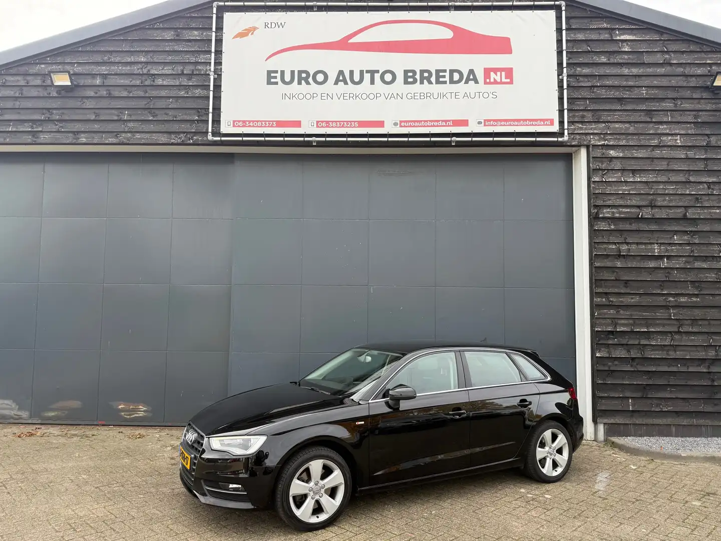 Audi A3 Sportback 1.8 TFSI Ambition Pro Line plus s-line Noir - 1