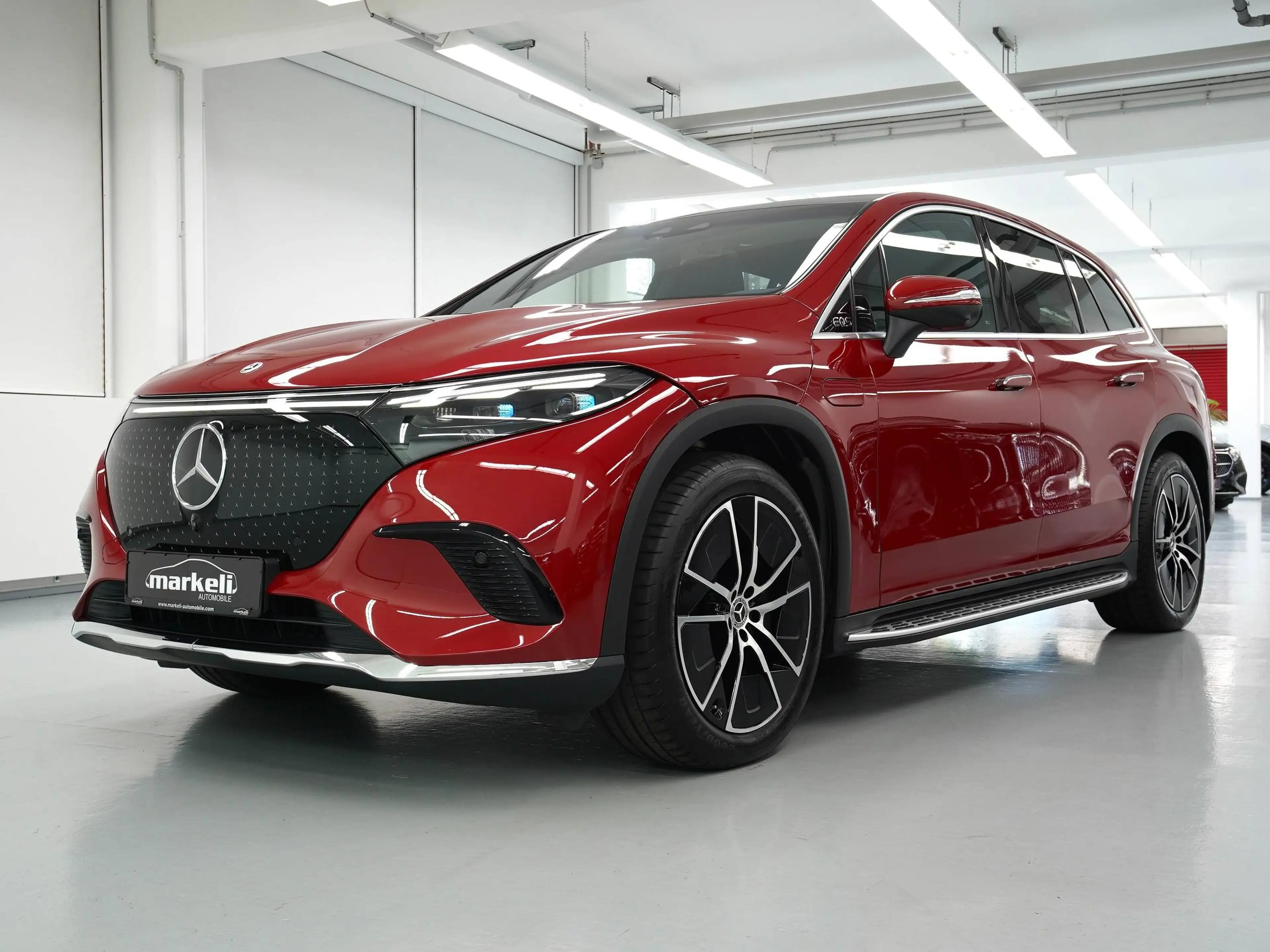 Mercedes-Benz EQS SUV EQS 450 4Matic SUV ! MODELL 2026 ! 22 KW LADER/LOAD - NETTO: € 73.908.-