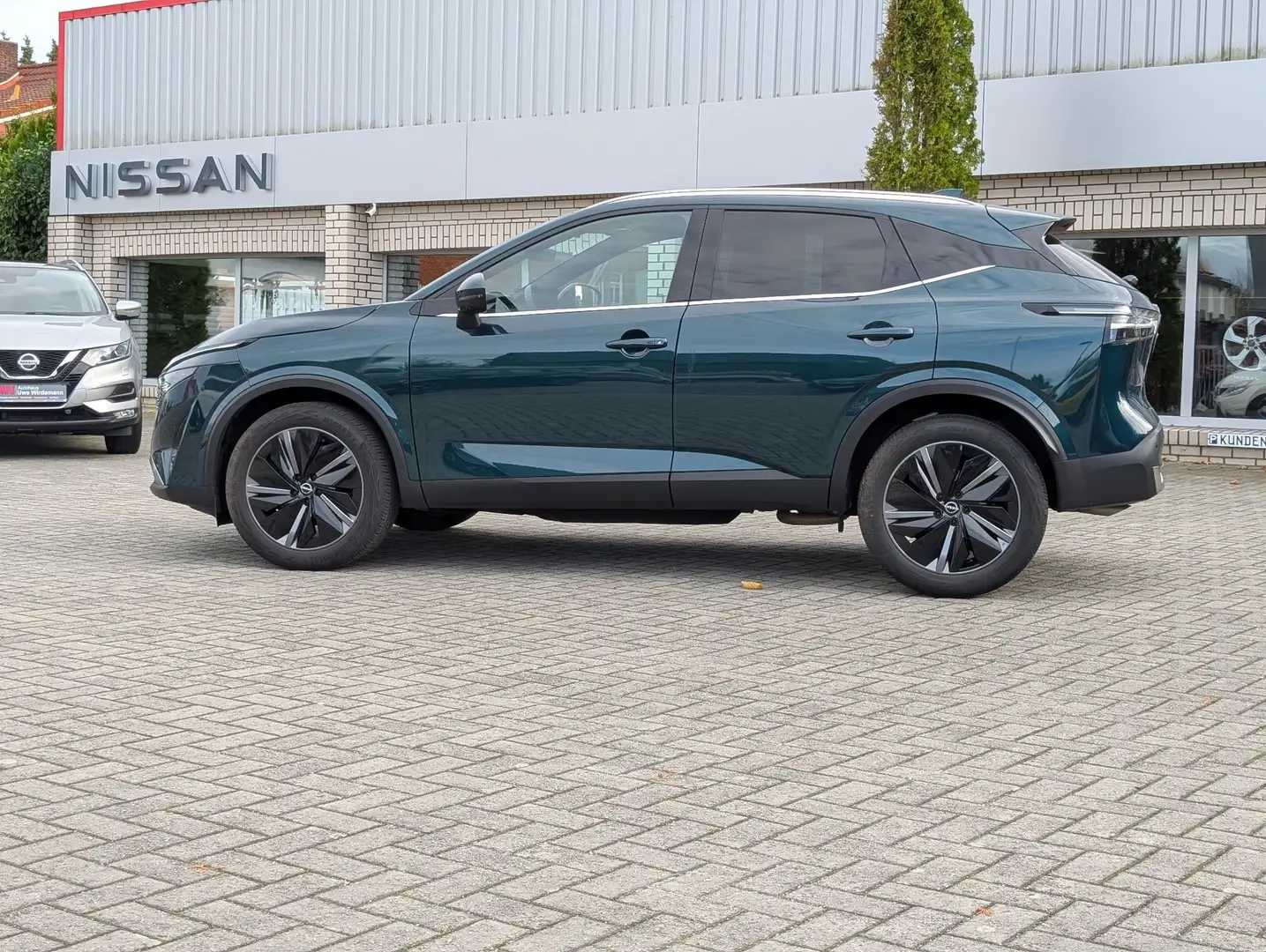 Nissan Qashqai Qashqai 1.3 DIG-T MHEV Xtronic Tekna Grün - 2