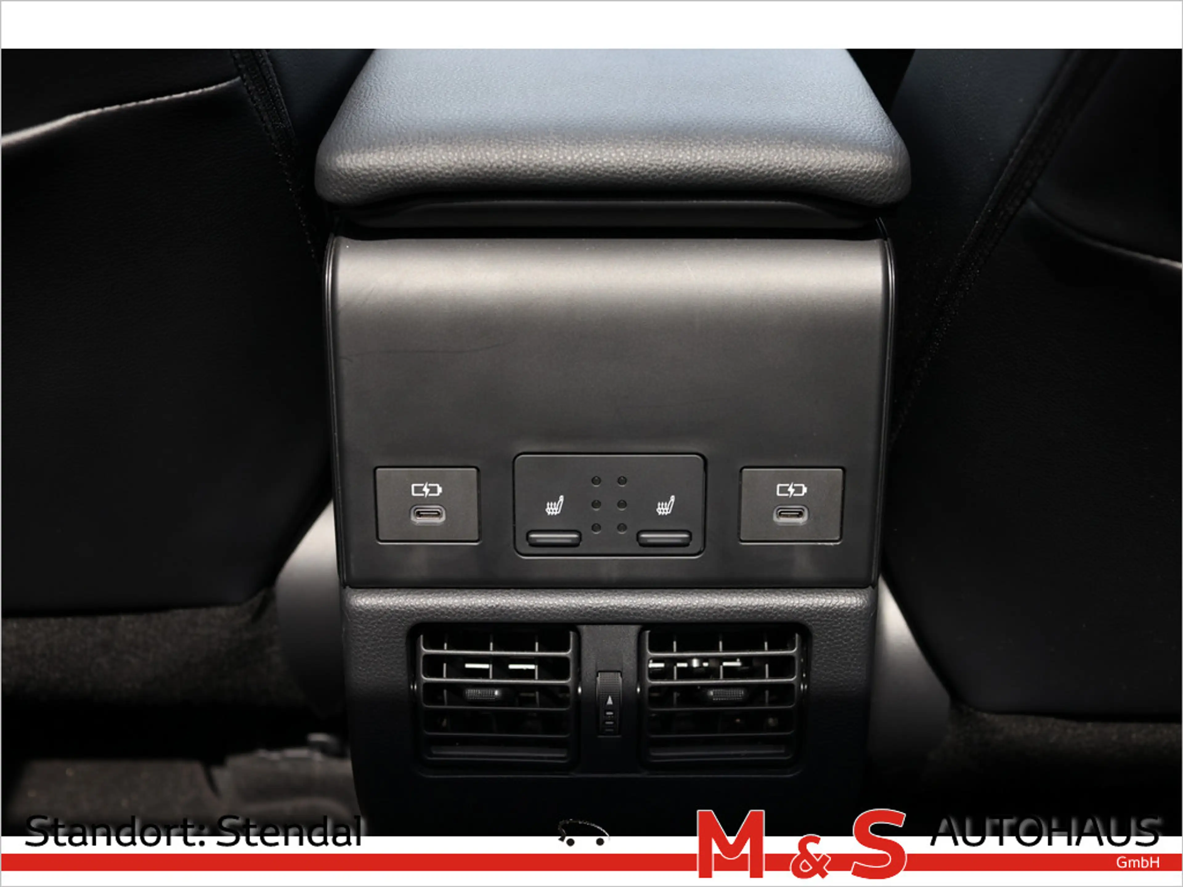 Toyota bZ4X AWD 4x4 Allrad MATRIX-LED PANO NAVI — photo 15